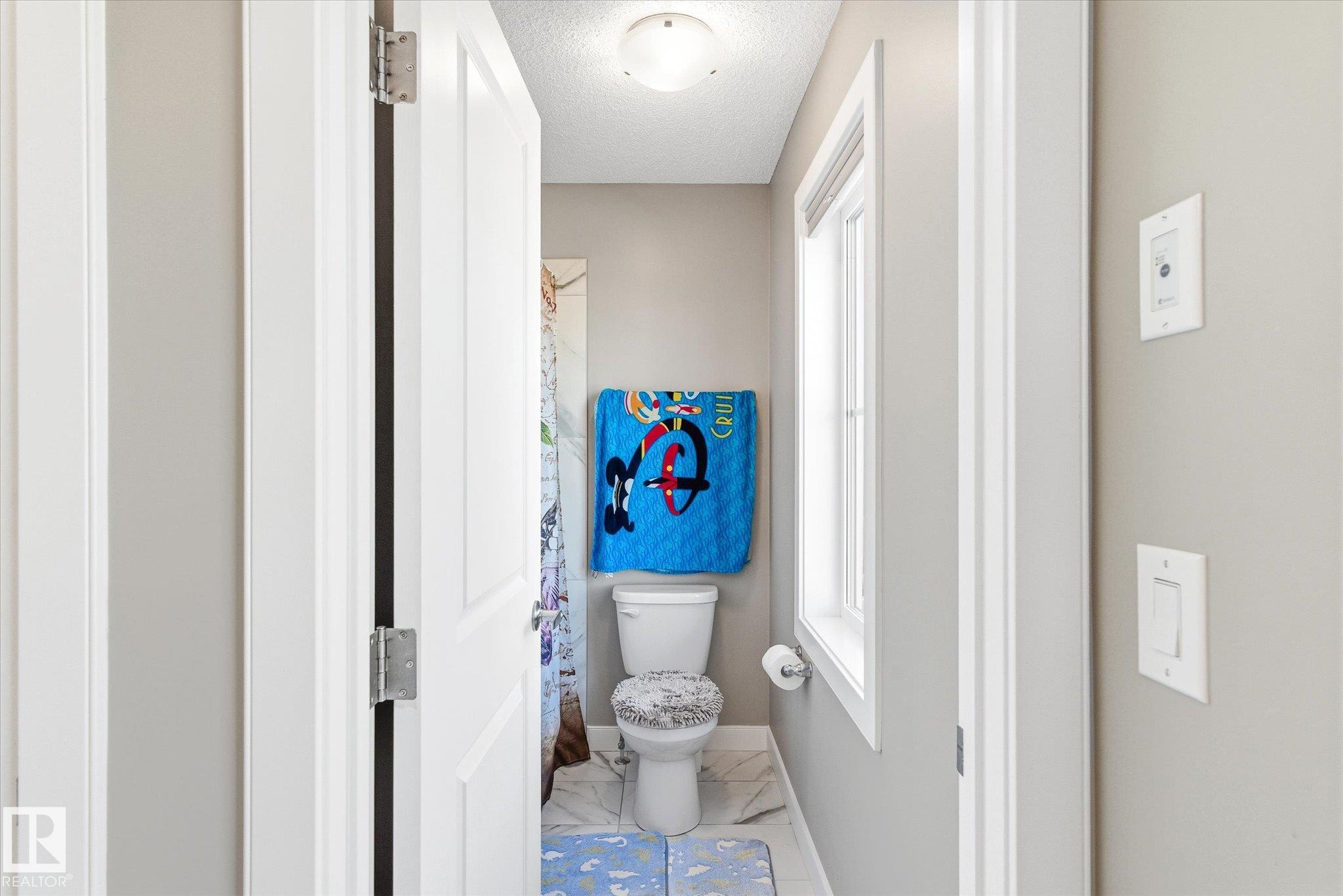 https://zimg.paragon.ice.com/ParagonImages/Property/PM/RAE/225400082/25/0/0/c7bc67cfda9236645038ce3cf2992566/1/1c4b679bdf783c9a9e7c6bf3b7da6a75/225400082-0854807a-b857-4245-9df9-0d8845d2b1c1.JPG