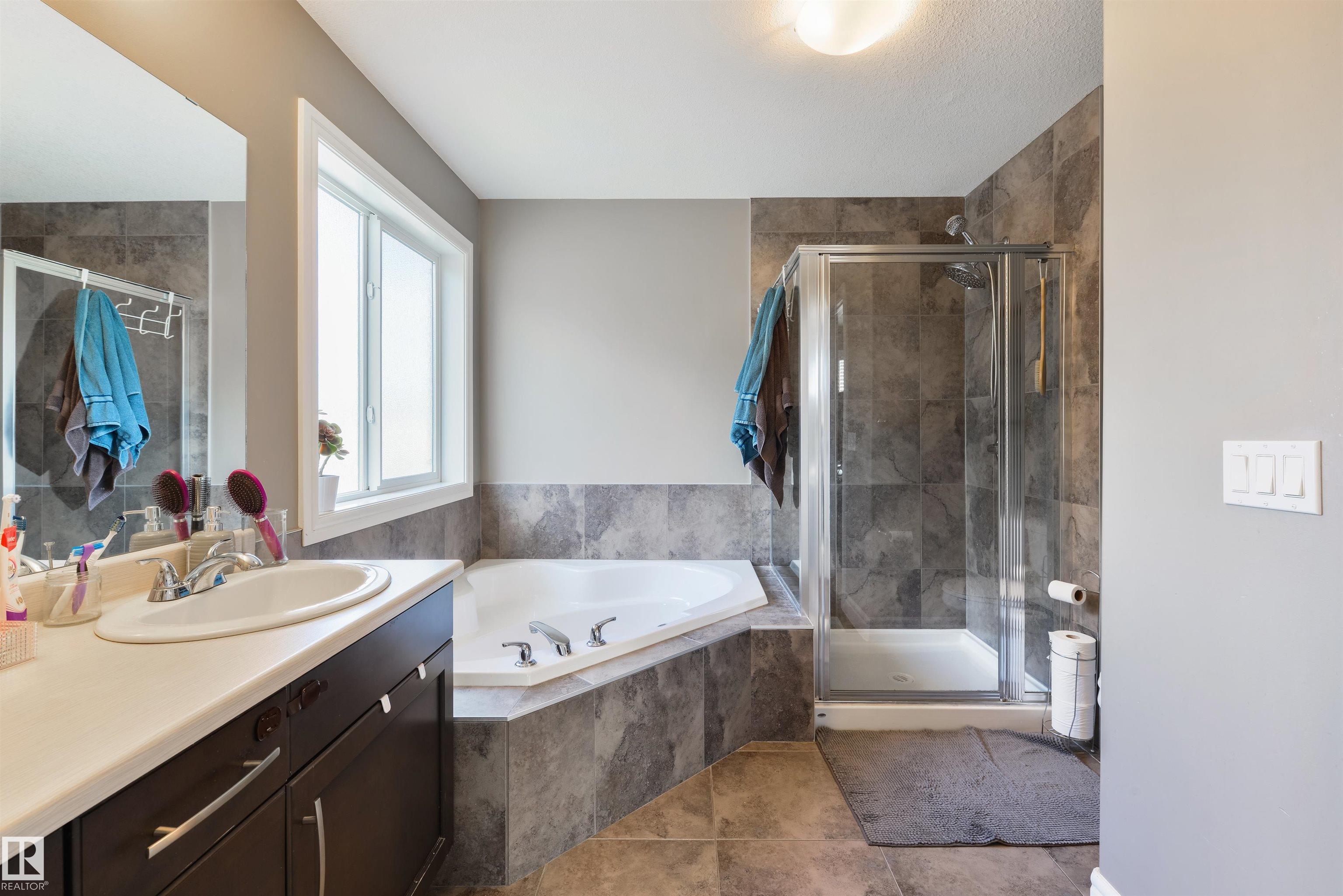 Photo 32 at 102 Kirpatrick Bend, West Haven Park, Leduc