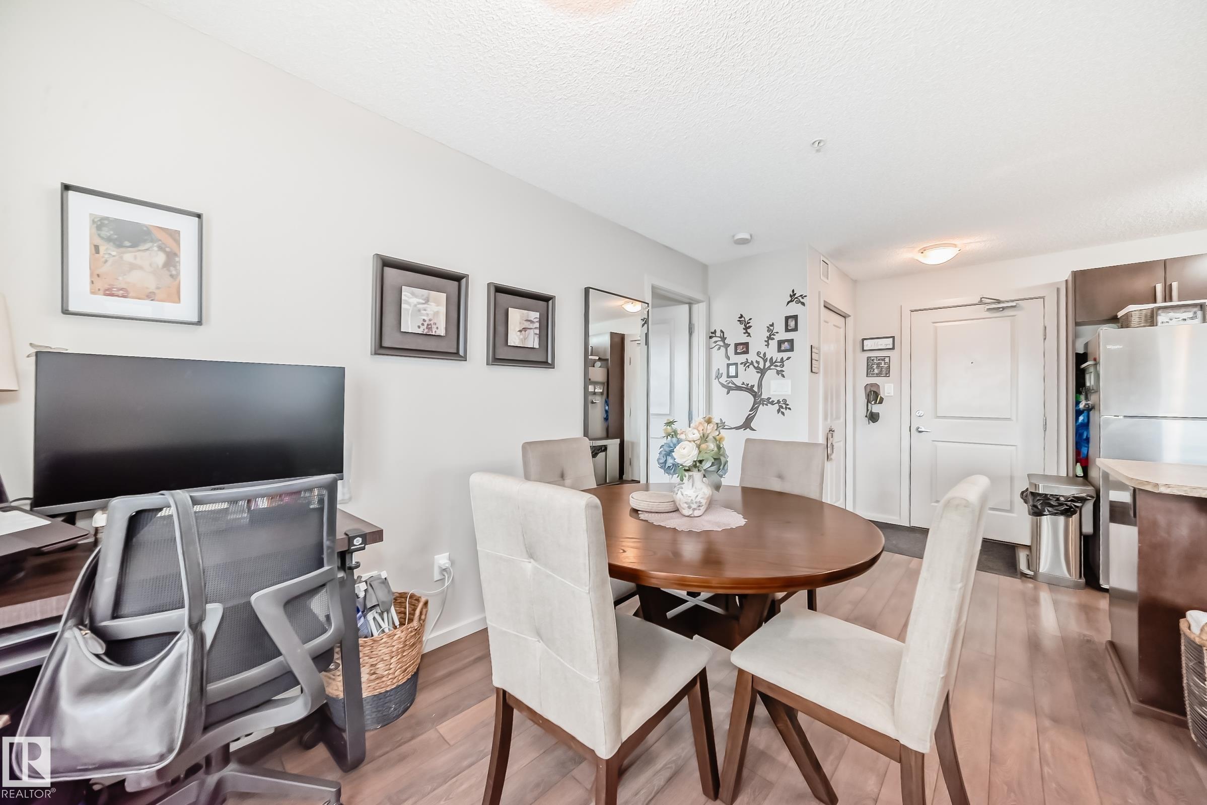 https://zimg.paragon.ice.com/ParagonImages/Property/PM/RAE/225400086/22/0/0/4c2c4bb0b9c32fef71afaaf4c97e31fe/1/3a8b6cc3b3e1c95ee121e8fe7b21c3f0/225400086-2e794271-3cbb-455e-812b-7ddc8a530648.JPG