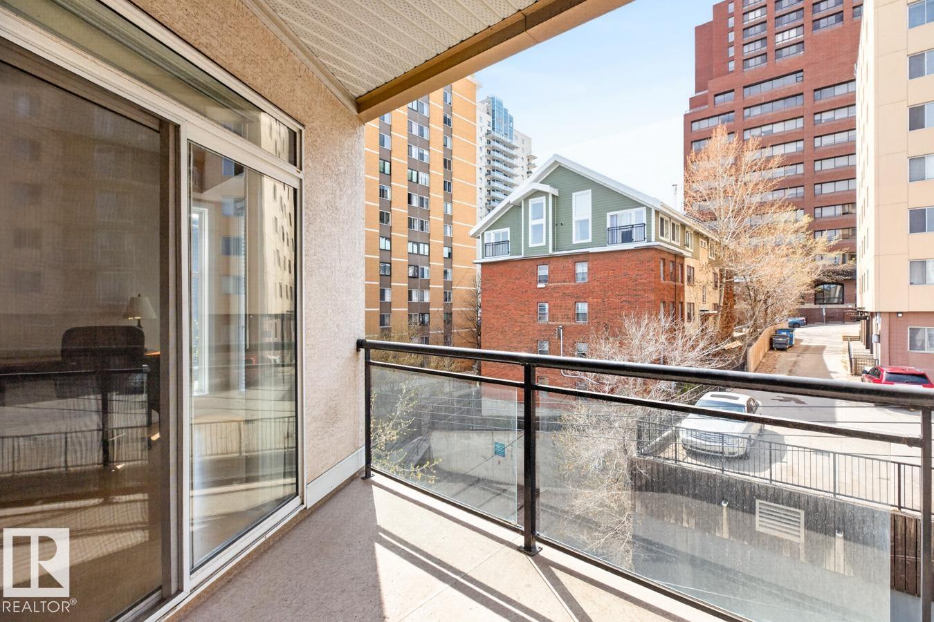 https://zimg.paragon.ice.com/ParagonImages/Property/PM/RAE/225400089/29/0/0/d38d96d9e9754efe38a1e4db07869d64/1/8e52bc3cb9e622600bc6dc0ee3c0e53d/225400089-5b522800-988a-4386-9248-10e26b68834d.JPG