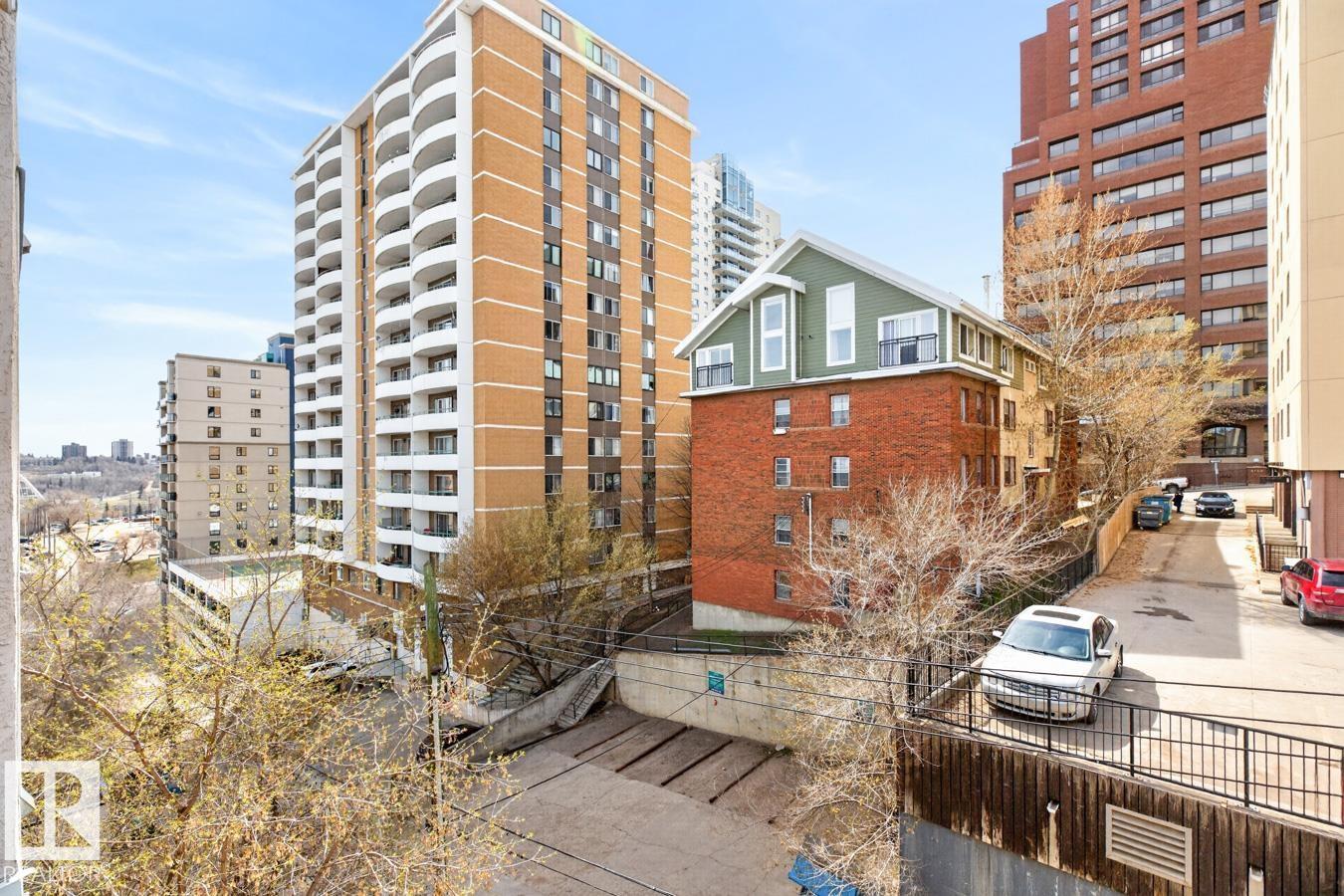 https://zimg.paragon.ice.com/ParagonImages/Property/PM/RAE/225400089/31/0/0/cf667d8e93bd9f0c76be504303c1b10b/1/8e52bc3cb9e622600bc6dc0ee3c0e53d/225400089-8d7ade69-f7a4-411b-a200-a990f61da04c.JPG