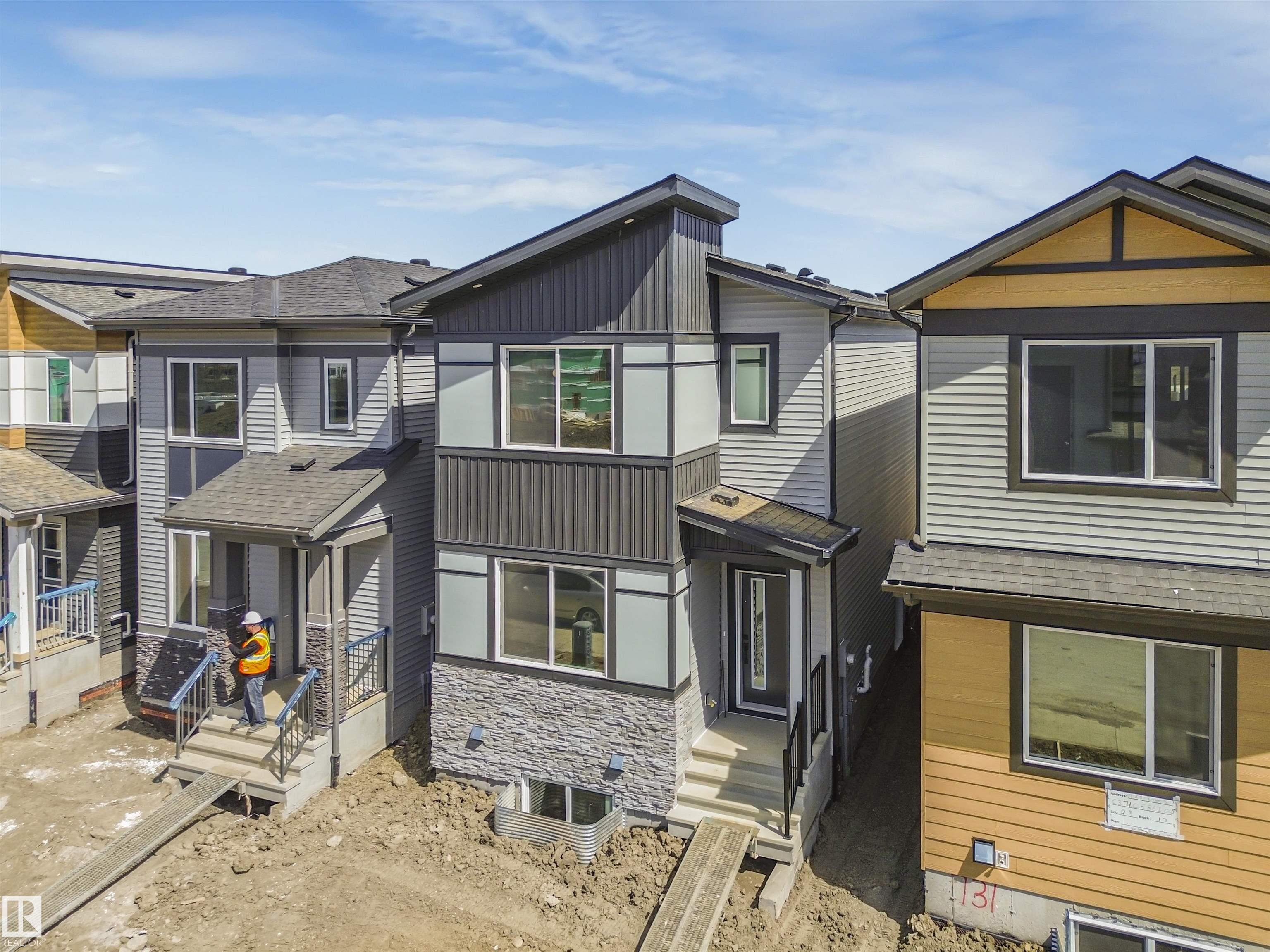 756 32 Street SW, Alces, Edmonton