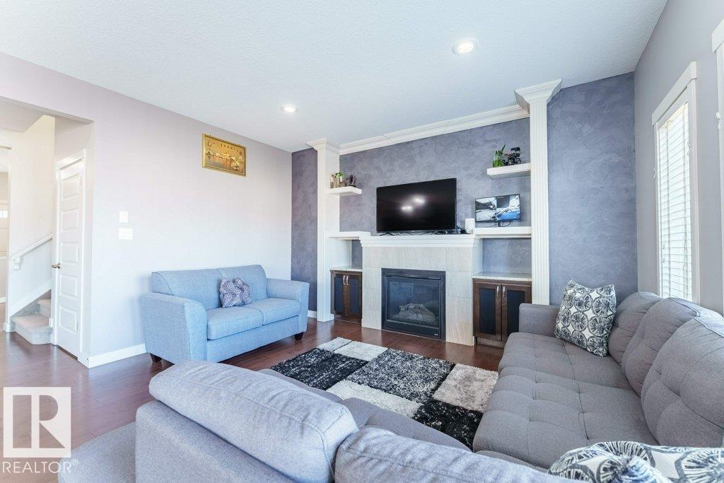 Photo 17 at 5624 19 Avenue SW, Walker, Edmonton