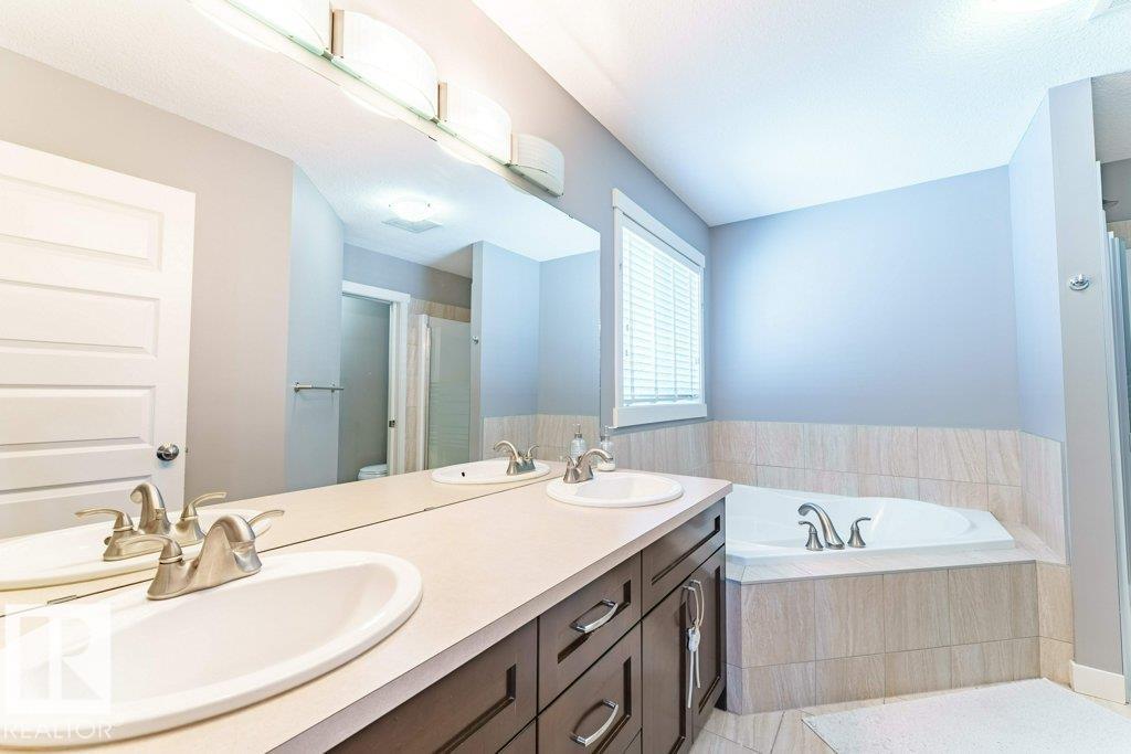 Photo 35 at 5624 19 Avenue SW, Walker, Edmonton