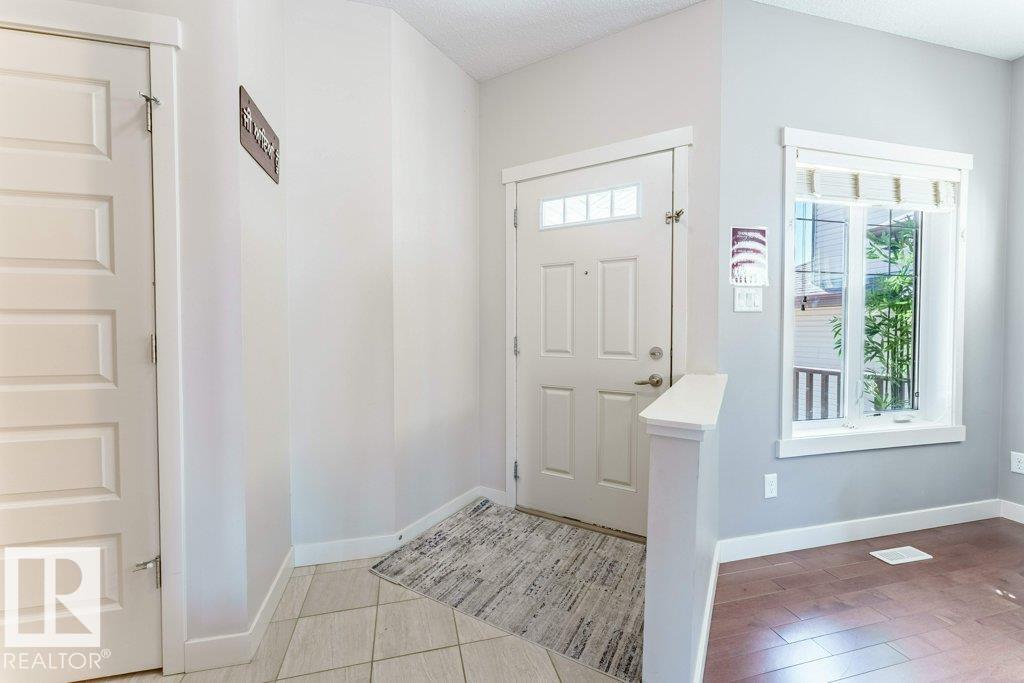 Photo 7 at 5624 19 Avenue SW, Walker, Edmonton