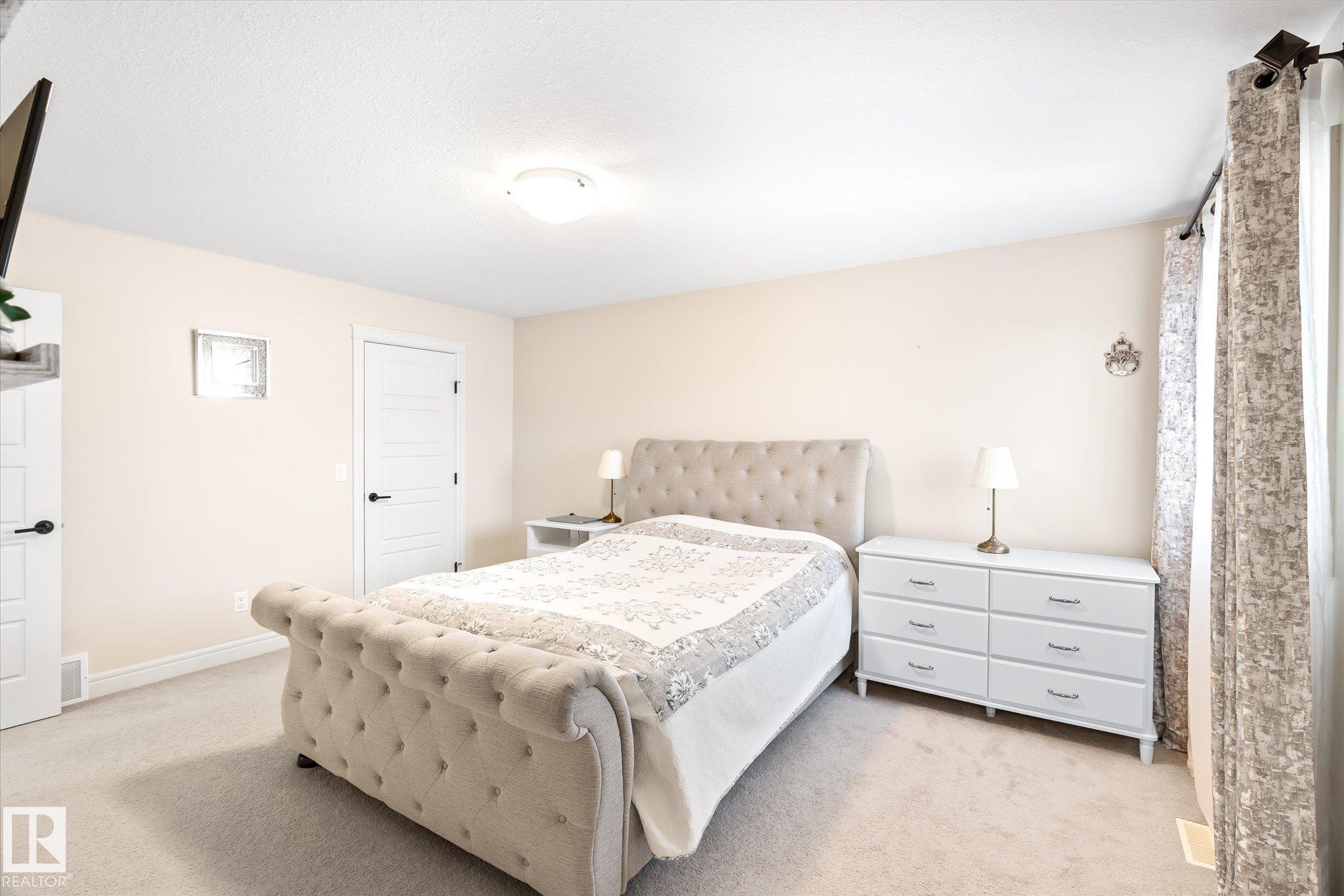 https://zimg.paragon.ice.com/ParagonImages/Property/PM/RAE/225400103/19/0/0/63f2b33e57e7482ffa5781d06df8882e/1/ebc7a3a2cab5c01378354ed1bdb5d69f/225400103-9de460d7-895f-4f70-bbc0-91f89584568f.JPG