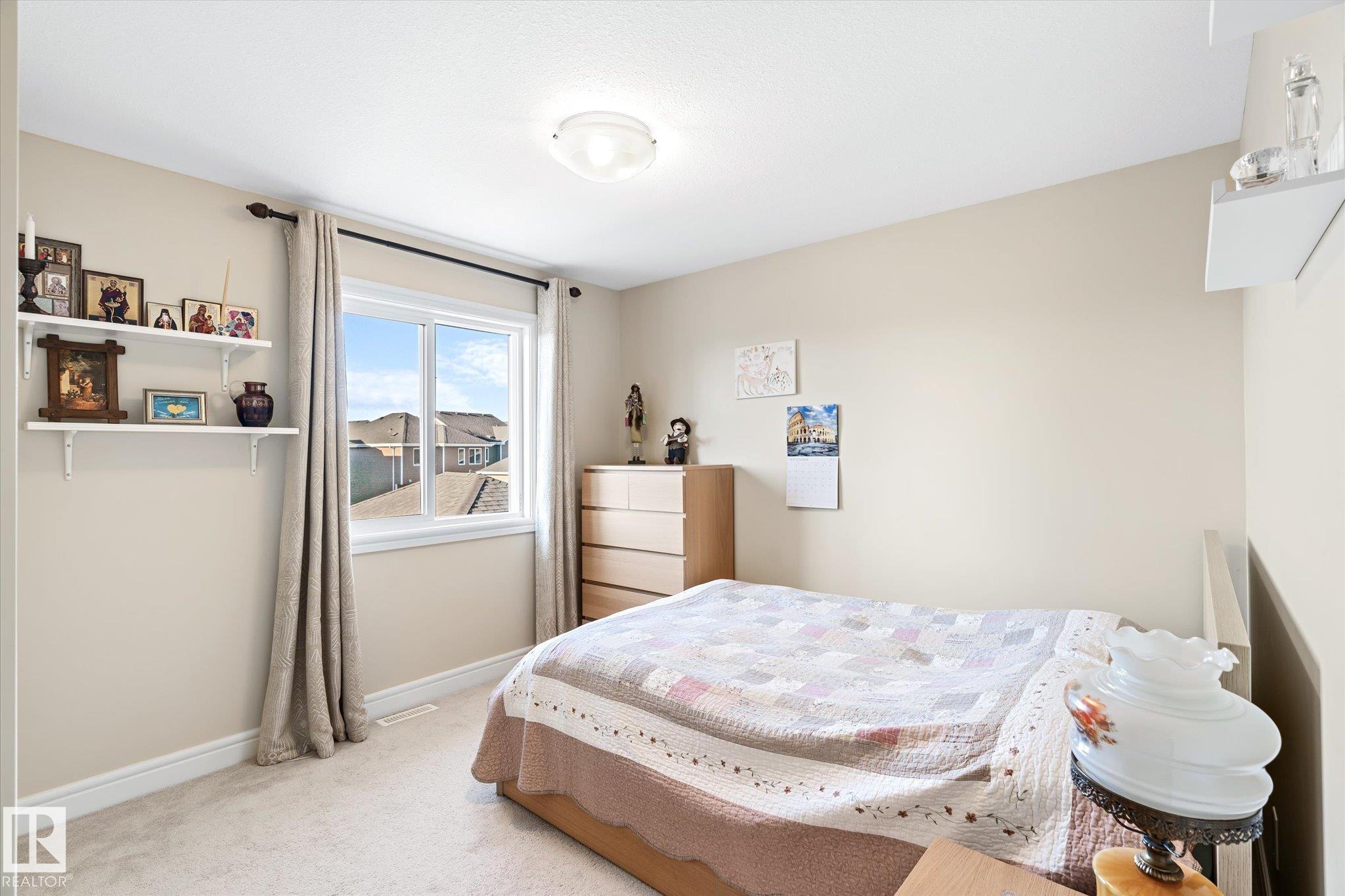 https://zimg.paragon.ice.com/ParagonImages/Property/PM/RAE/225400103/27/0/0/7ee039be28c9250d10a83c20fda5f641/1/ebc7a3a2cab5c01378354ed1bdb5d69f/225400103-25271514-51c7-4e0f-8ce4-6ffe0788ed91.JPG