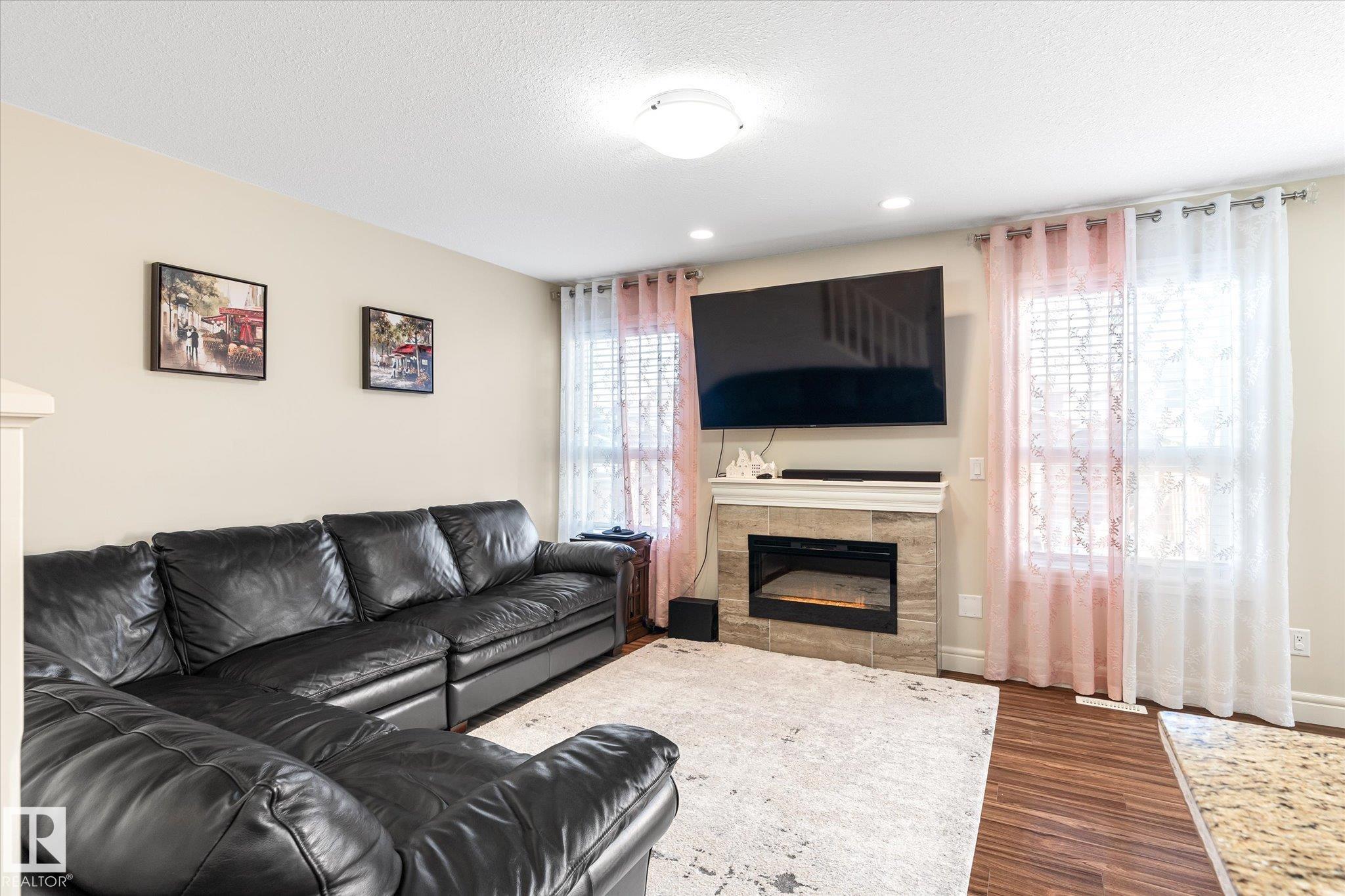 https://zimg.paragon.ice.com/ParagonImages/Property/PM/RAE/225400103/8/0/0/bbf25874ef42d5d4181a74aaca9bdf47/1/ebc7a3a2cab5c01378354ed1bdb5d69f/225400103-cbeca638-d312-4e2e-bf11-4450b83d5a1e.JPG