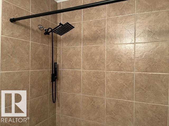 https://zimg.paragon.ice.com/ParagonImages/Property/PM/RAE/225400105/18/0/0/1d06eb44dcde8111014f9e37def707a0/1/2c8231f4ae8a23fe842ad5e383129c99/225400105-b729709e-4445-4e72-bce6-f4462e1a8d7d.JPG