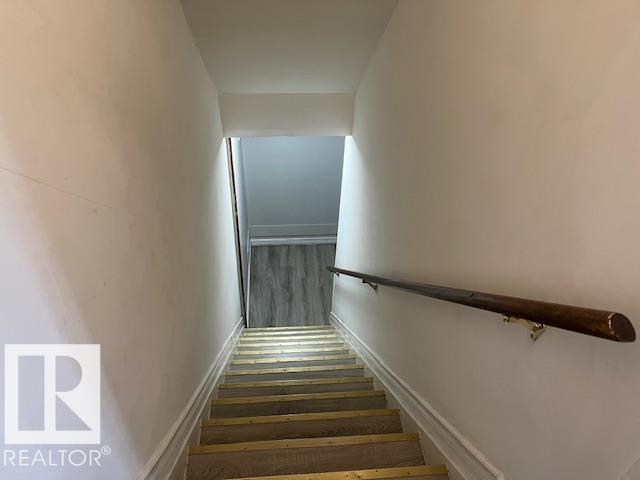 https://zimg.paragon.ice.com/ParagonImages/Property/PM/RAE/225400105/20/0/0/7bc2bf9fe0a3af2addbb3ad0f05c5128/1/2c8231f4ae8a23fe842ad5e383129c99/225400105-792cae60-db80-4c99-87b7-38246aba0b26.JPG
