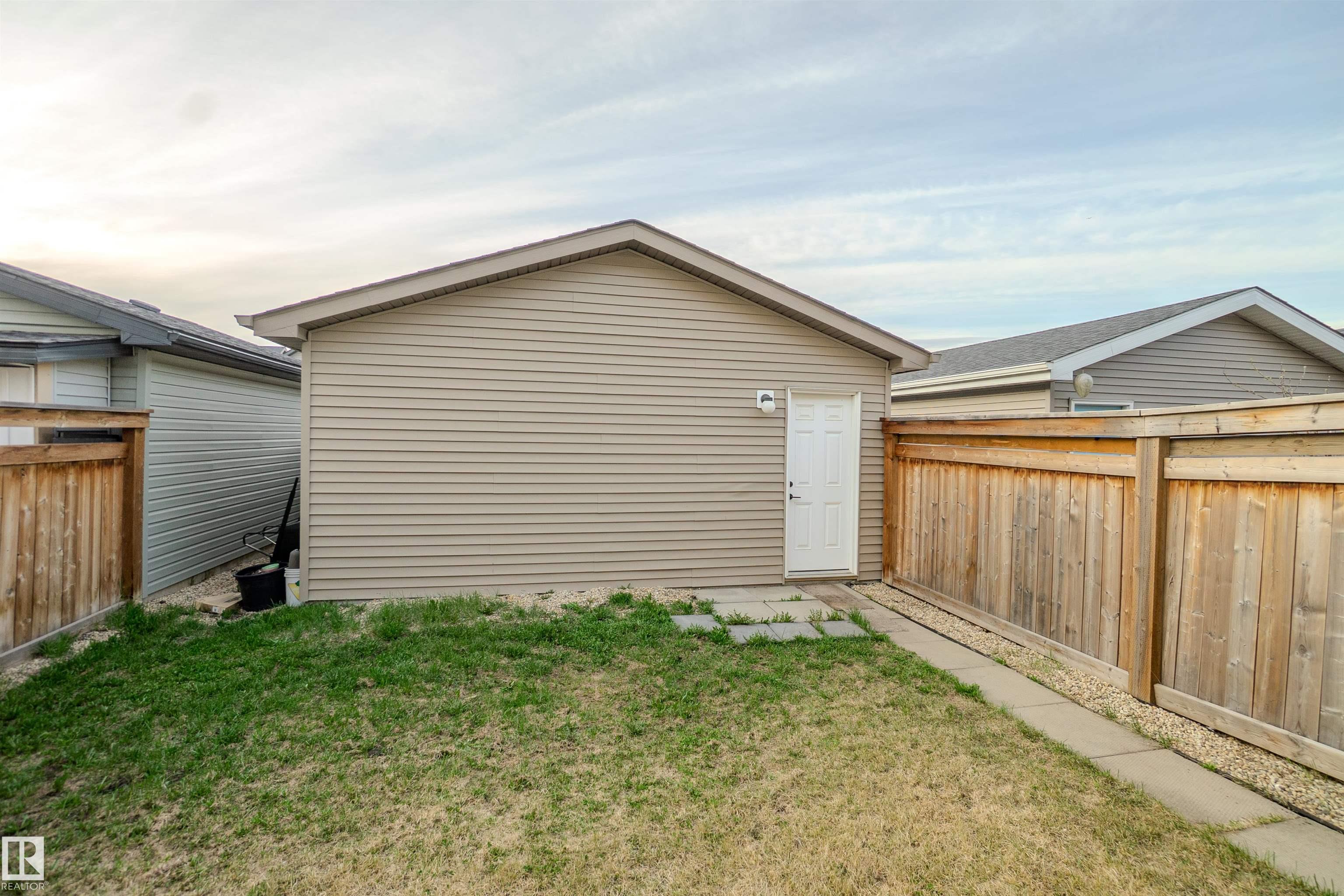 Photo 37 at 1766 Dumont Crescent SW, Desrochers Area, Edmonton