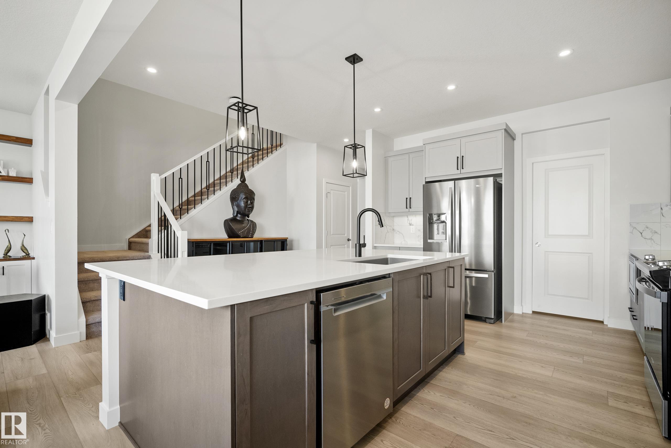 Photo 9 at 4928 Kinney Road SW, Keswick, Edmonton