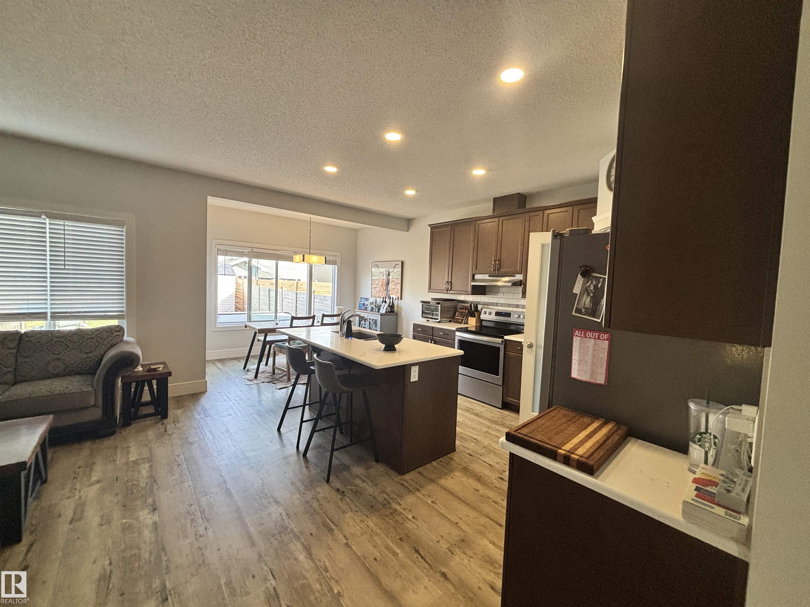 Photo 12 at 11 James Crescent, Jensen Lakes, St. Albert