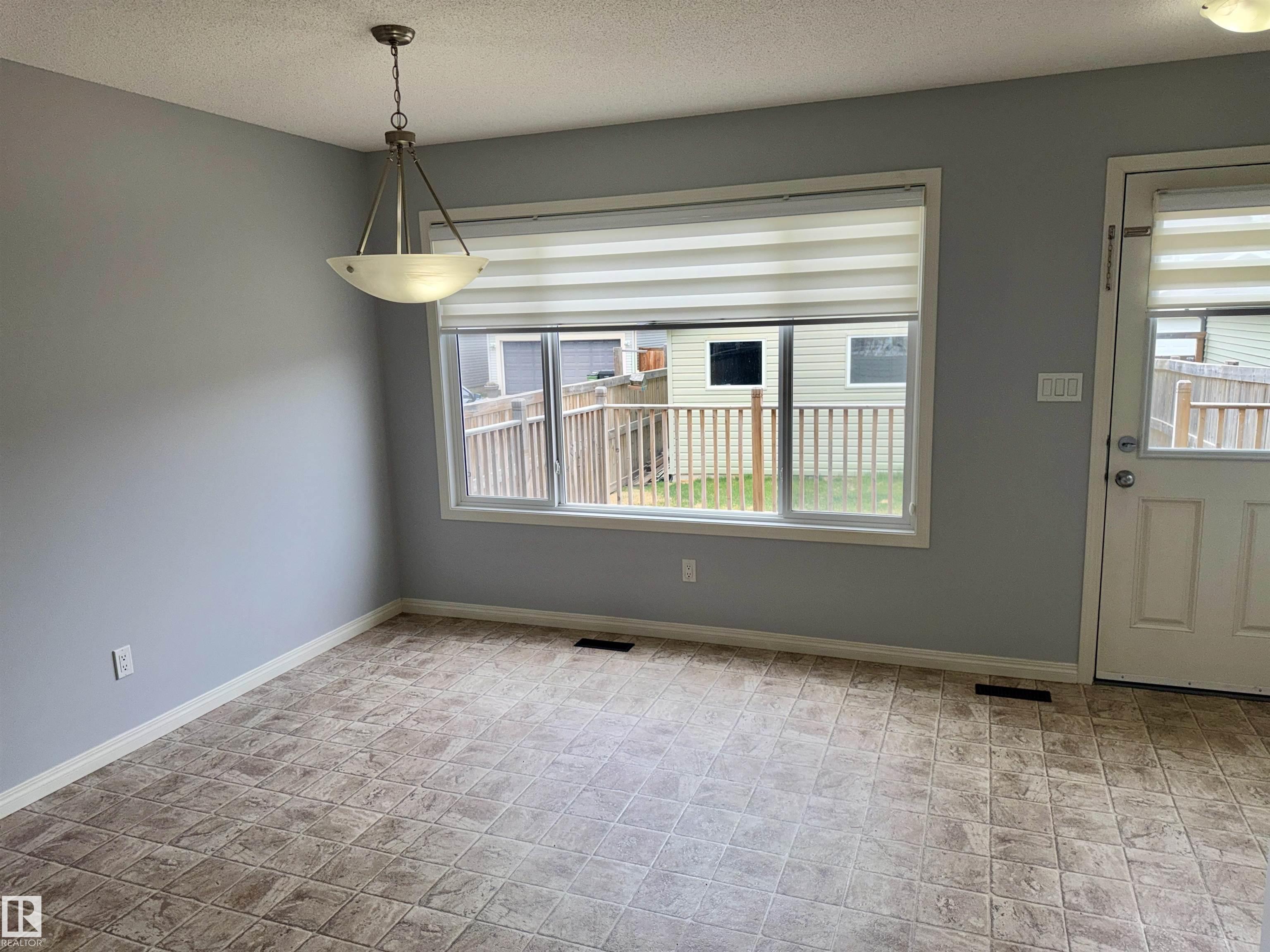 Photo 10 at 4310 Prowse Link SW, Paisley, Edmonton