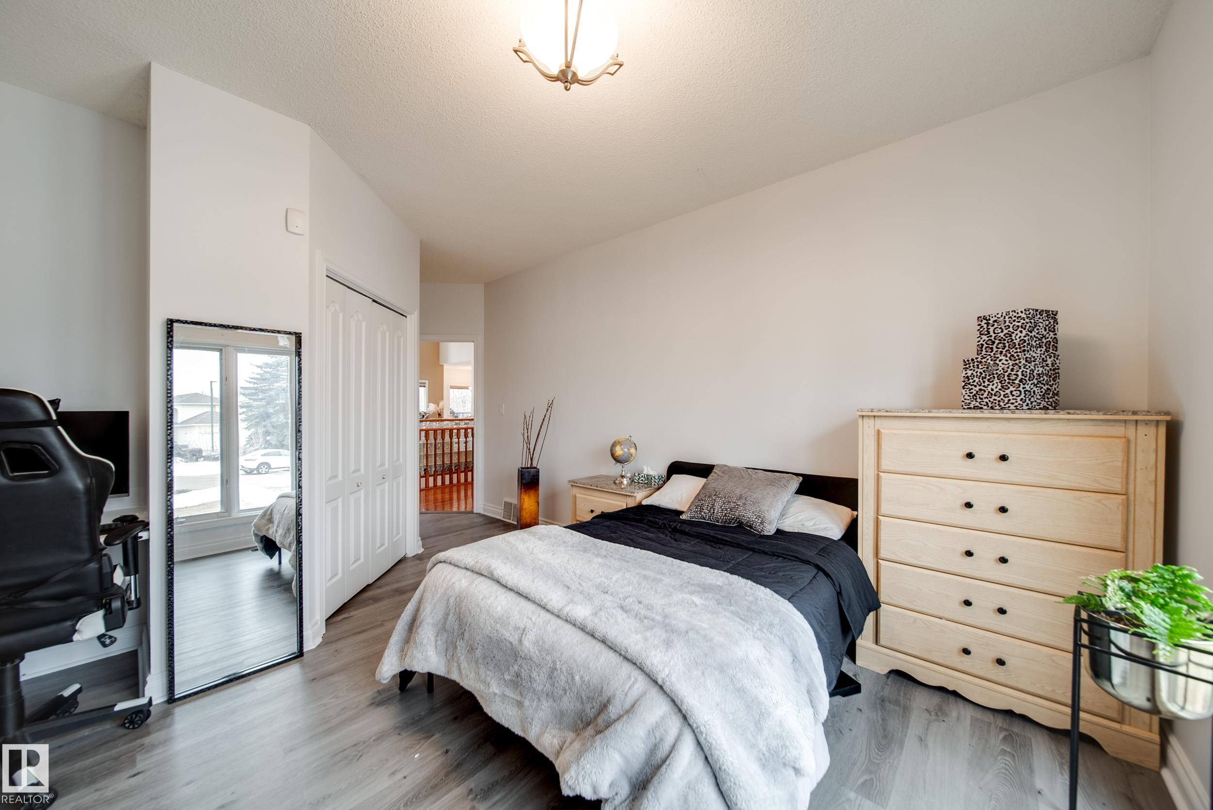 https://zimg.paragon.ice.com/ParagonImages/Property/PM/RAE/225400151/25/0/0/a3984df010e46cfb6e4d5dcb272e8200/1/3f7ca5edde926578197022e8b7d6af90/225400151-C12FCF03-6E62-47CB-9B2F-EF1EAA7B1975.JPG