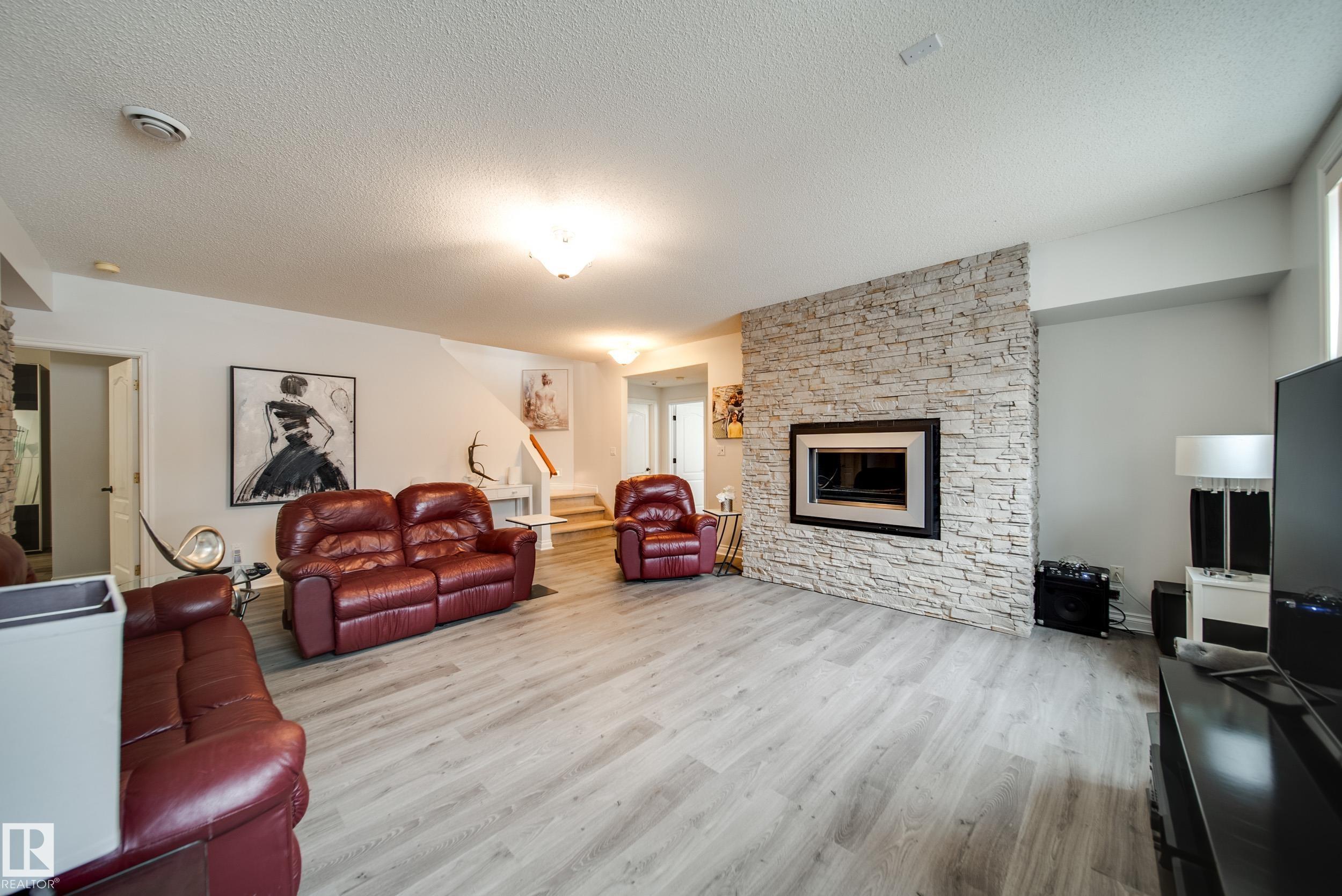 https://zimg.paragon.ice.com/ParagonImages/Property/PM/RAE/225400151/37/0/0/068756af2e4403323e1e5f189efd2d29/1/3f7ca5edde926578197022e8b7d6af90/225400151-856D727B-5F70-4707-8489-F457EA158040.JPG