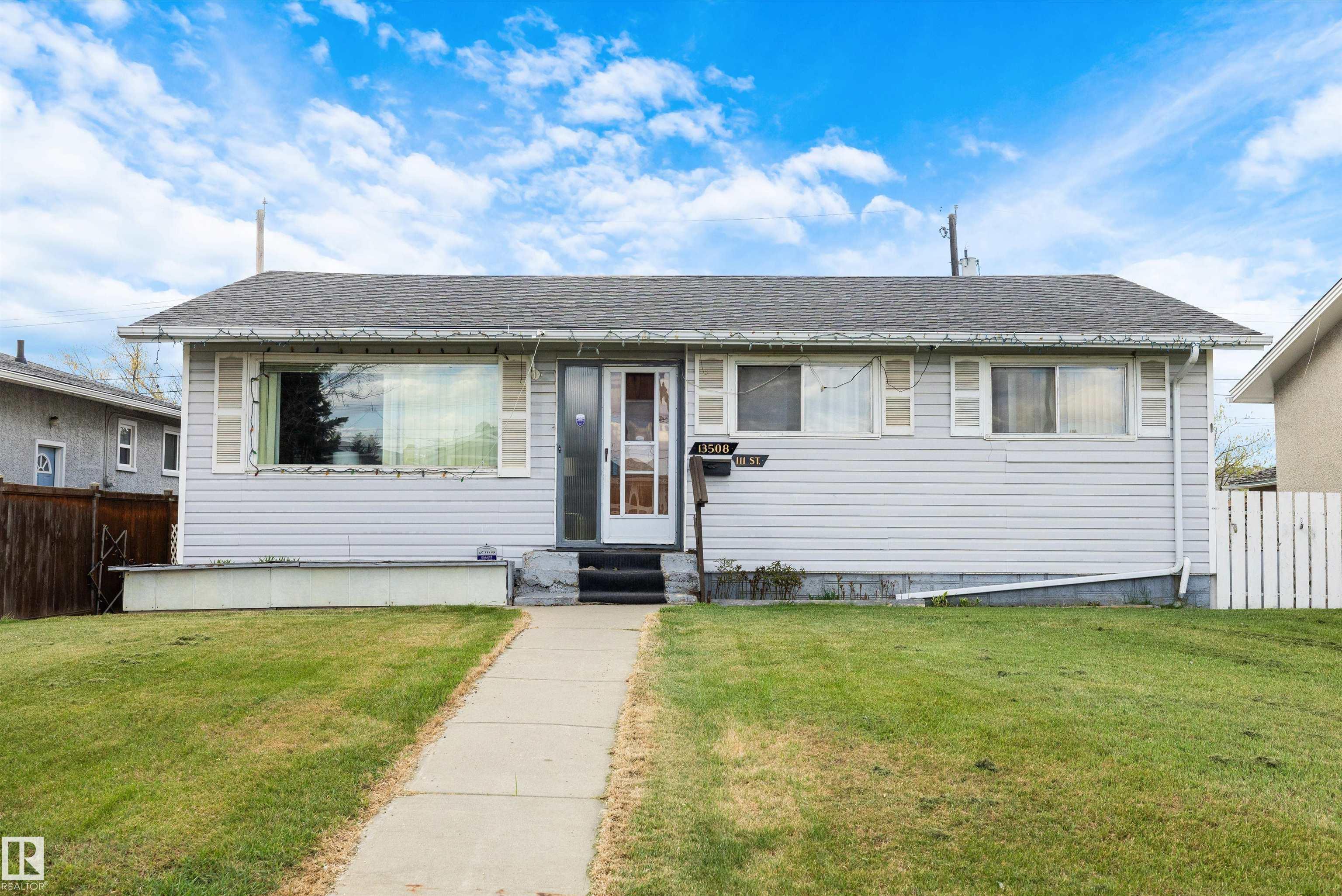 13508 111 Street NW, Rosslyn, Edmonton