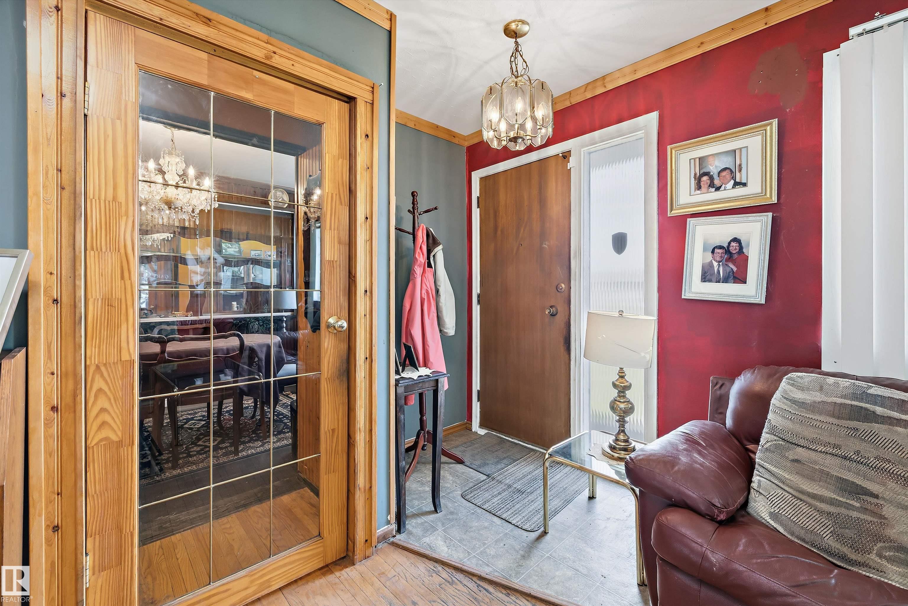 13508 111 Street NW, Rosslyn, Edmonton