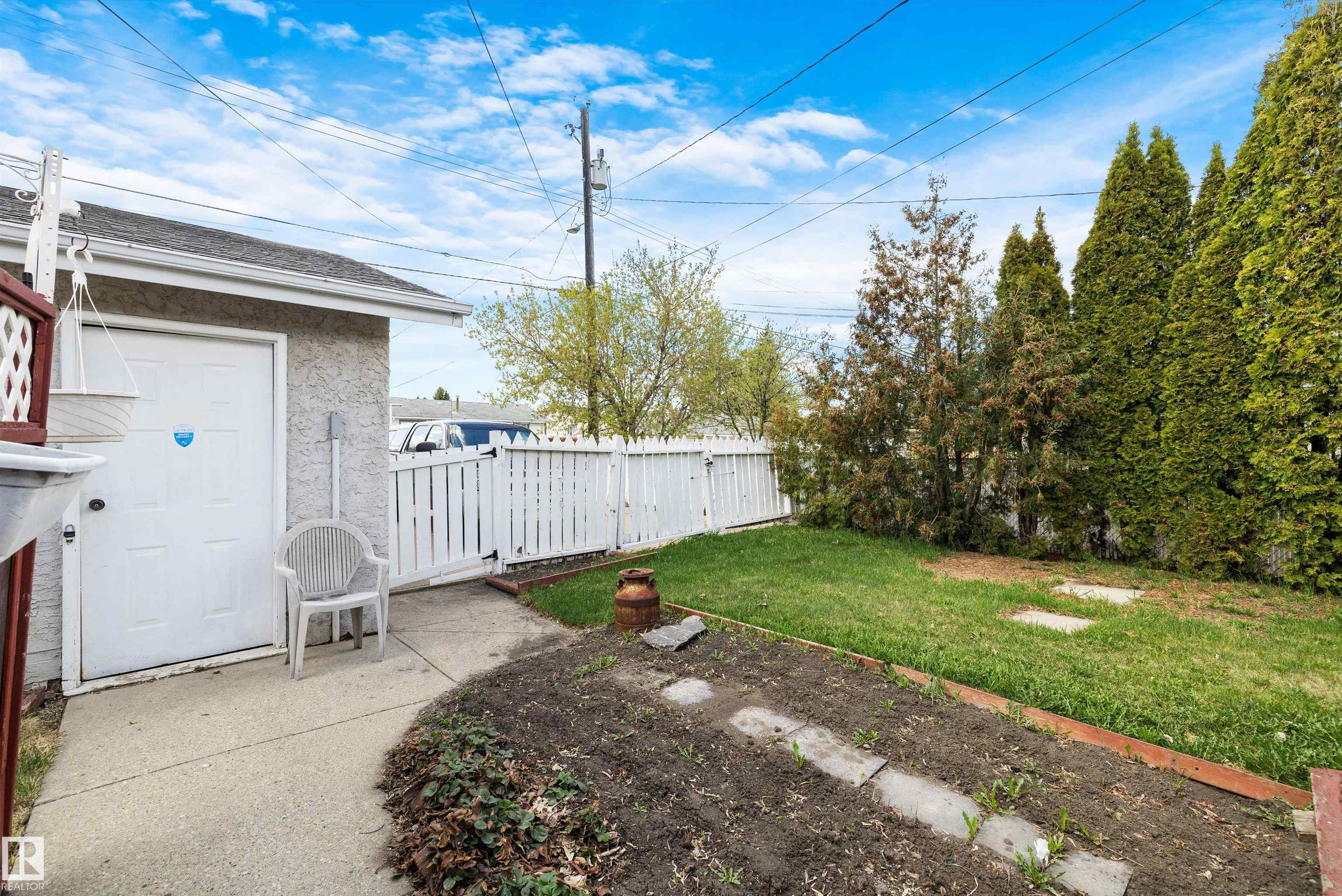 Photo 35 at 13508 111 Street NW, Rosslyn, Edmonton