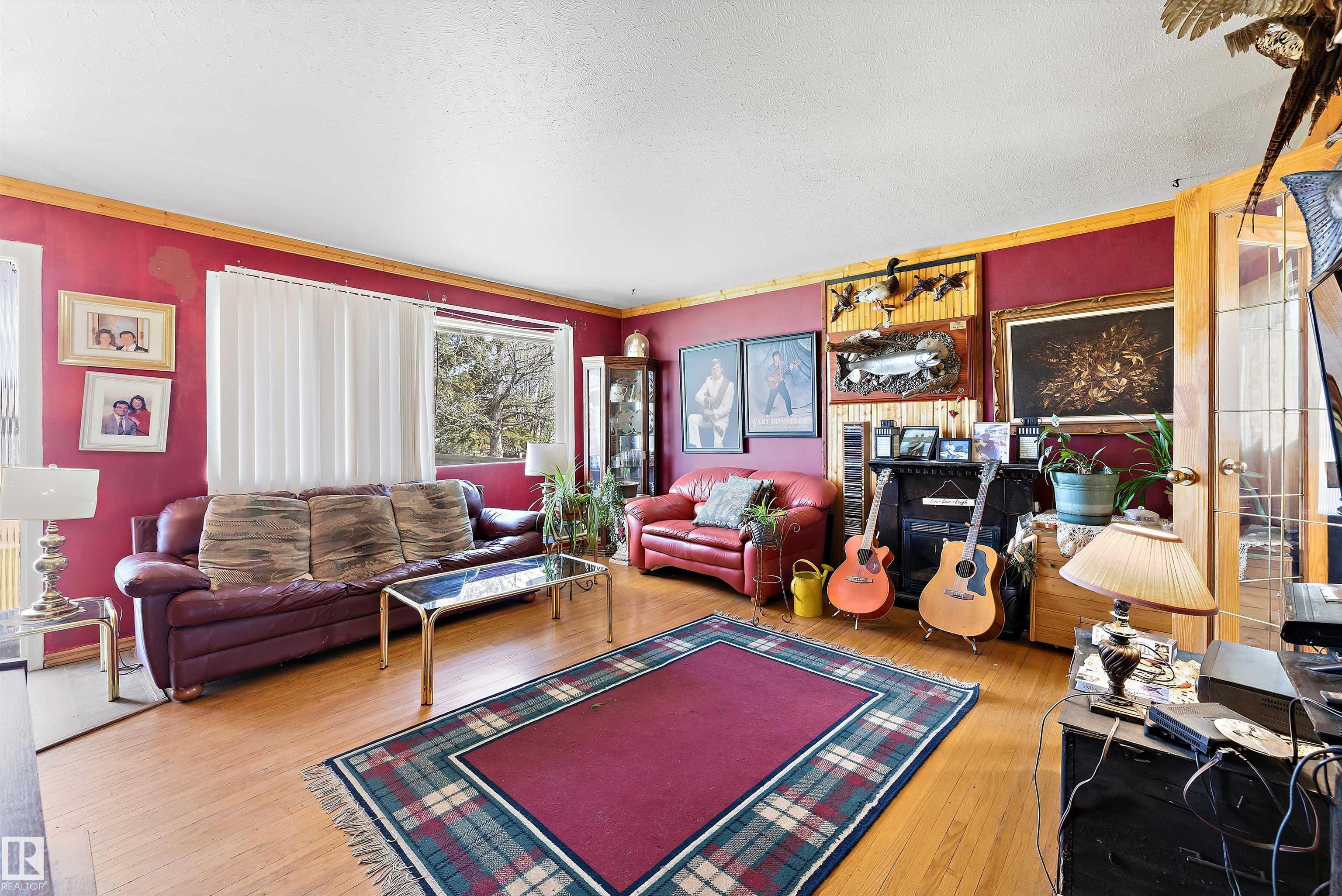 13508 111 Street NW, Rosslyn, Edmonton