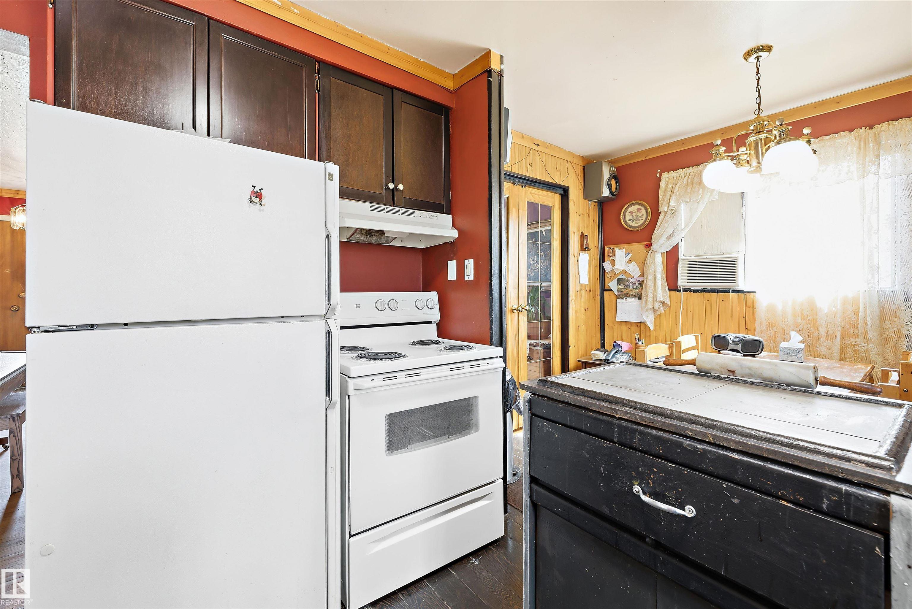 Photo 9 at 13508 111 Street NW, Rosslyn, Edmonton