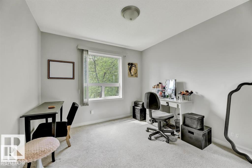 https://zimg.paragon.ice.com/ParagonImages/Property/PM/RAE/225400154/19/0/0/a408bab70db361c07aeb910f6345c6c3/1/bb91198deb65f27d087d32f6e81b5a54/225400154-41c2493b-ead4-44cd-829f-61e9295cccdd.JPG