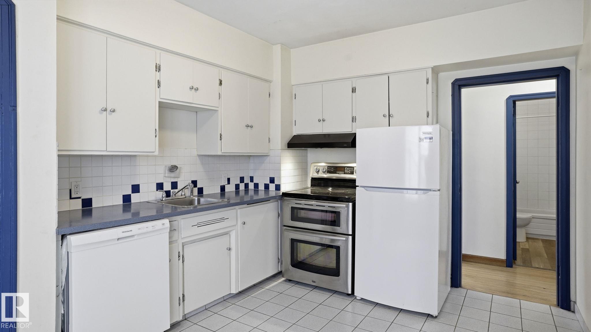 https://zimg.paragon.ice.com/ParagonImages/Property/PM/RAE/225400156/13/0/0/5db9cc92e5d954e19283f1e496605858/1/29b3c4325724798d50bca40d8235174d/225400156-c48d9cf2-c9b1-46af-84cb-8dc338745da6.JPG