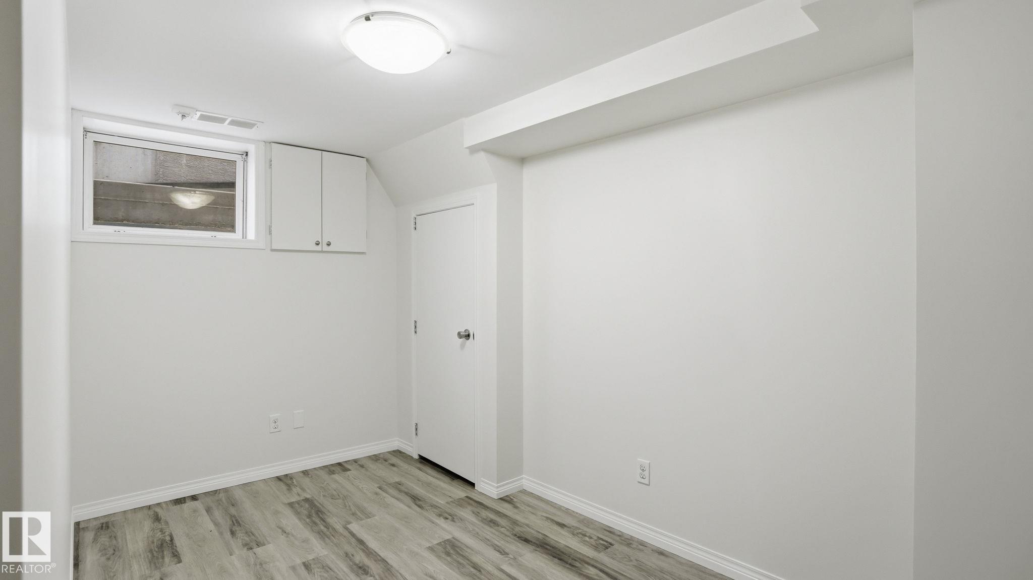 https://zimg.paragon.ice.com/ParagonImages/Property/PM/RAE/225400156/25/0/0/f6110f5dcd68c8bf6a524ef4367f7201/1/29b3c4325724798d50bca40d8235174d/225400156-e389ea33-16b7-44cb-87c5-8eb957ca7eca.JPG
