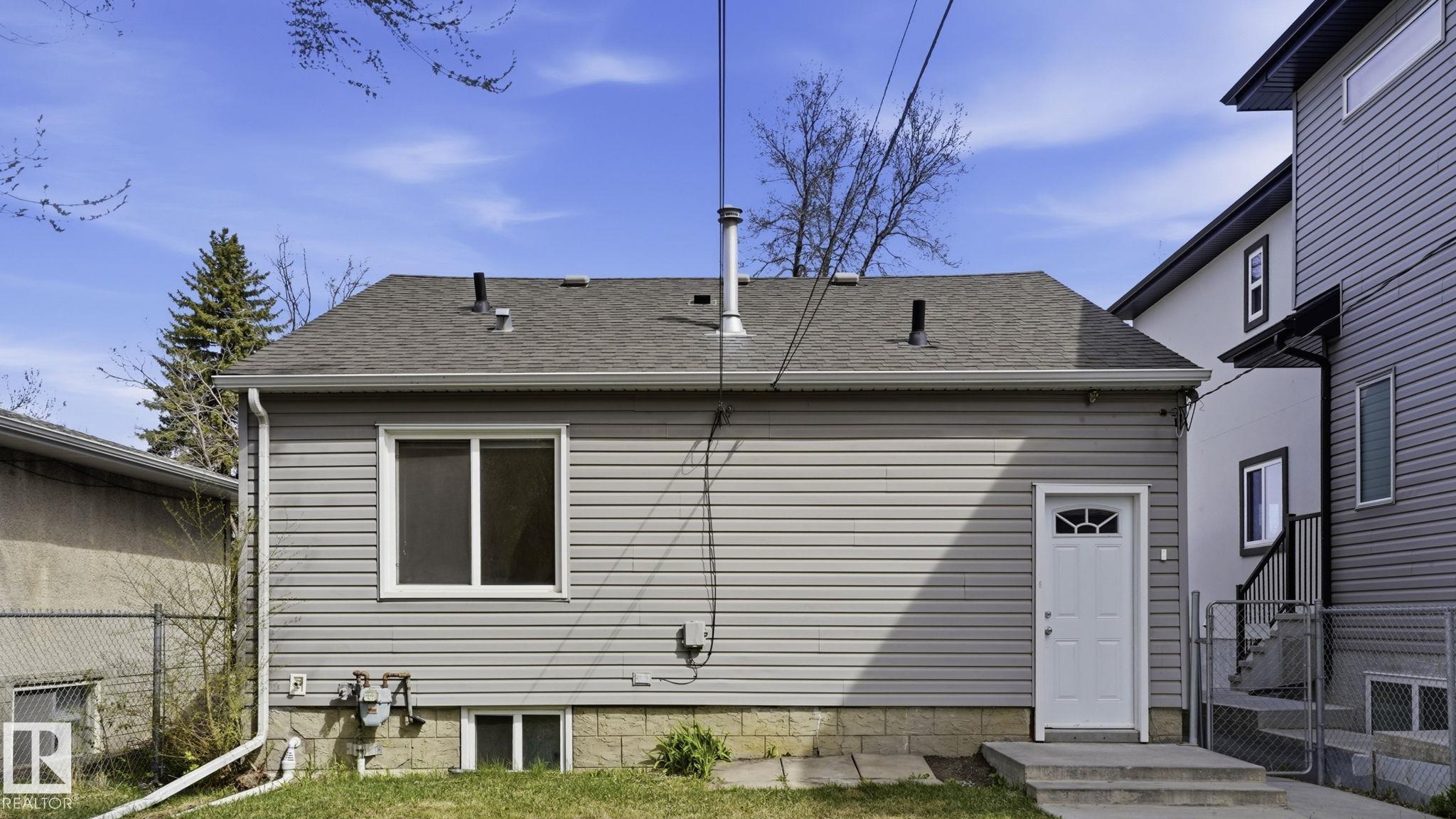 https://zimg.paragon.ice.com/ParagonImages/Property/PM/RAE/225400156/29/0/0/017fb77ff5bec0327ae906629fd0d9f0/1/29b3c4325724798d50bca40d8235174d/225400156-f6dd3ed0-3e5f-410a-9311-1a7991f4b56f.JPG