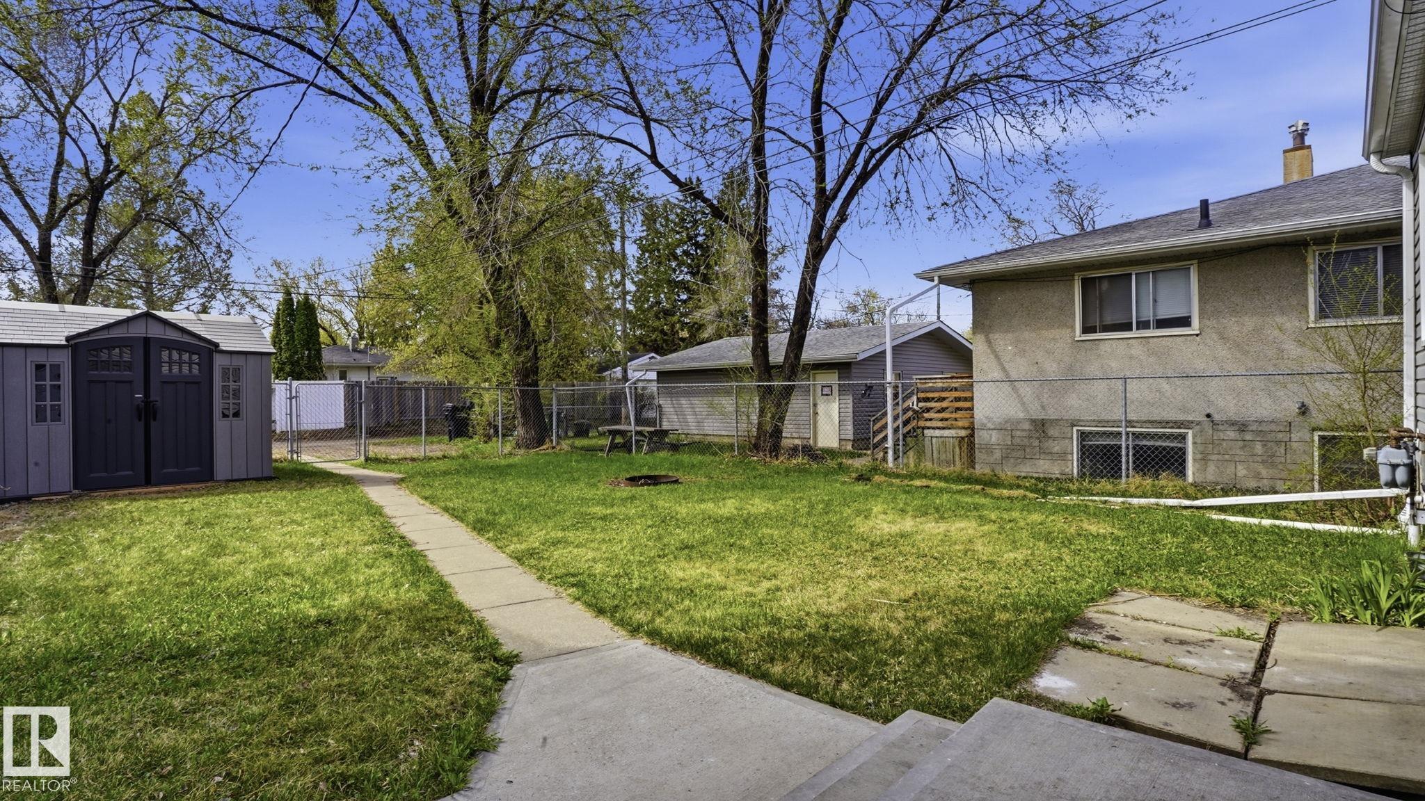 https://zimg.paragon.ice.com/ParagonImages/Property/PM/RAE/225400156/31/0/0/f8c47a543716f35232cb073e6683b93b/1/29b3c4325724798d50bca40d8235174d/225400156-1140bbae-d808-4414-b748-a5c50d79cd36.JPG
