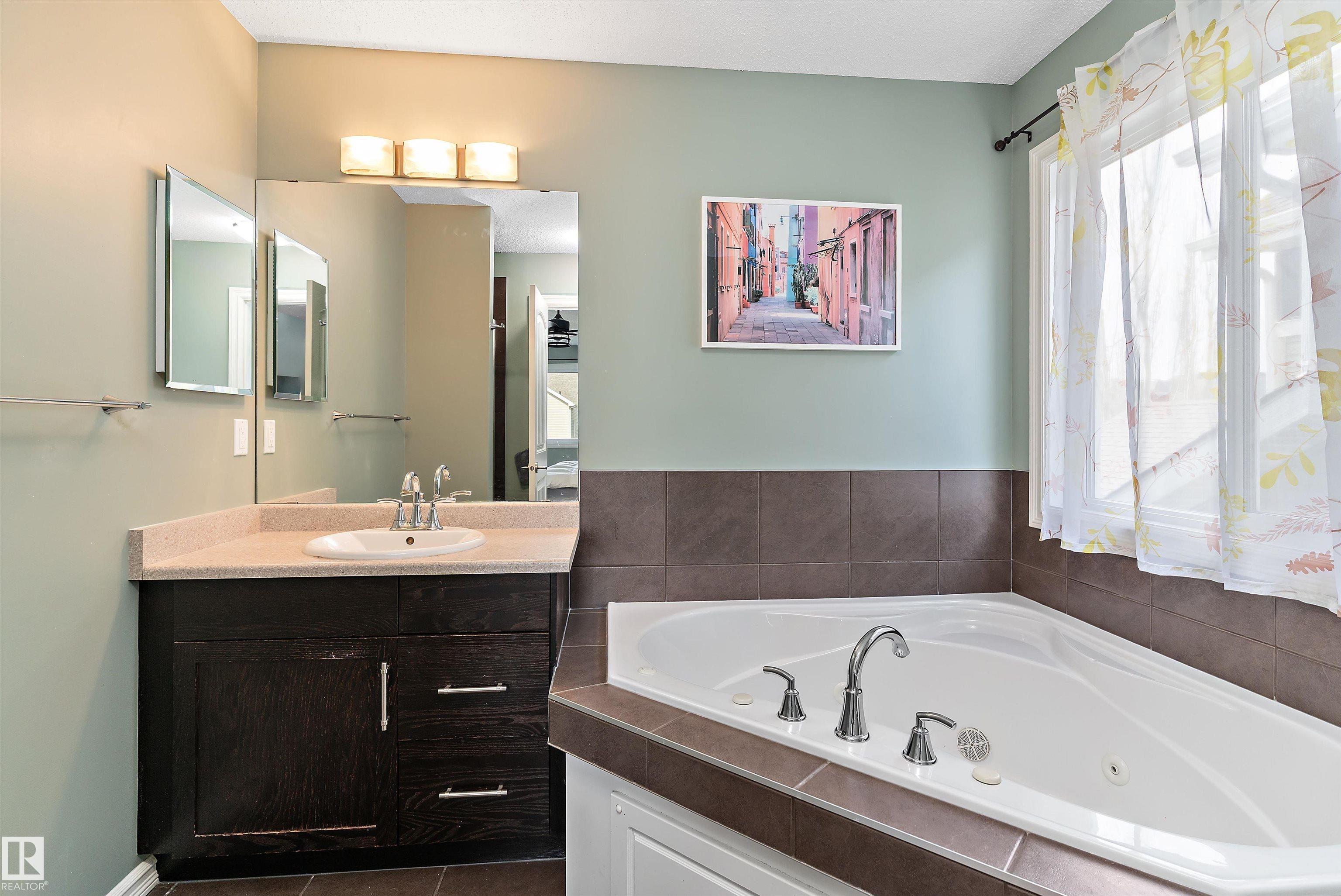 Photo 33 at 1332 72 Street SW, Summerside, Edmonton