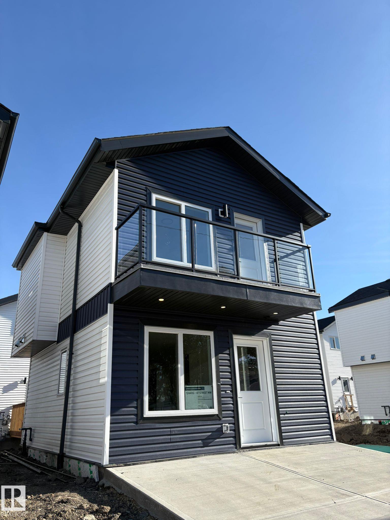 https://zimg.paragon.ice.com/ParagonImages/Property/PM/RAE/225400168/14/0/0/285b8f6db35237e1c9a0cc0852e9d034/1/801a037365e76cf1a5e2ce00e066c7b4/225400168-a3284150-68fa-4460-8405-5c3d793c03ff.JPG