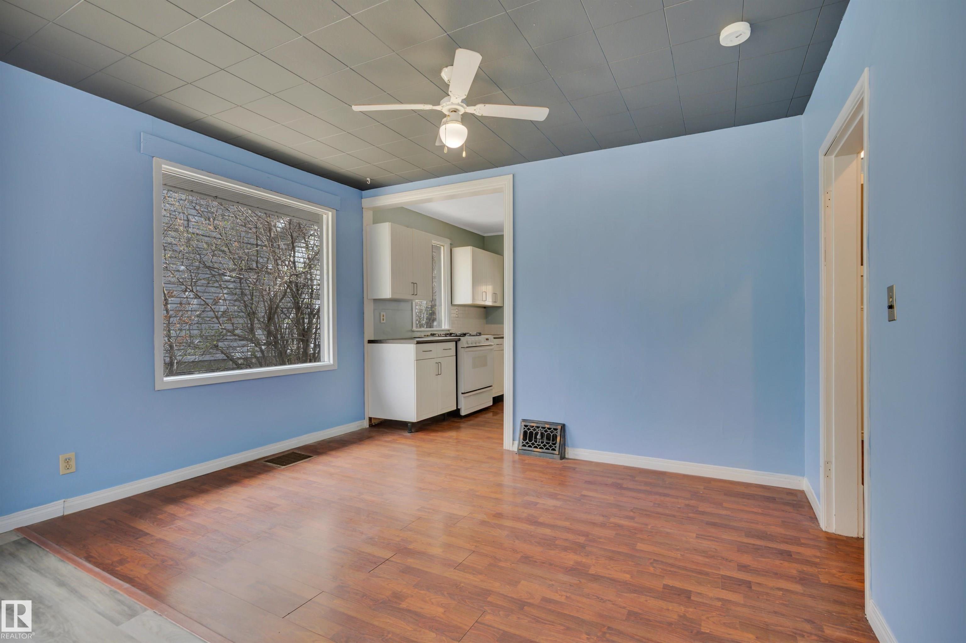 Photo 13 at 4907 48 Avenue, Central Business District, Leduc