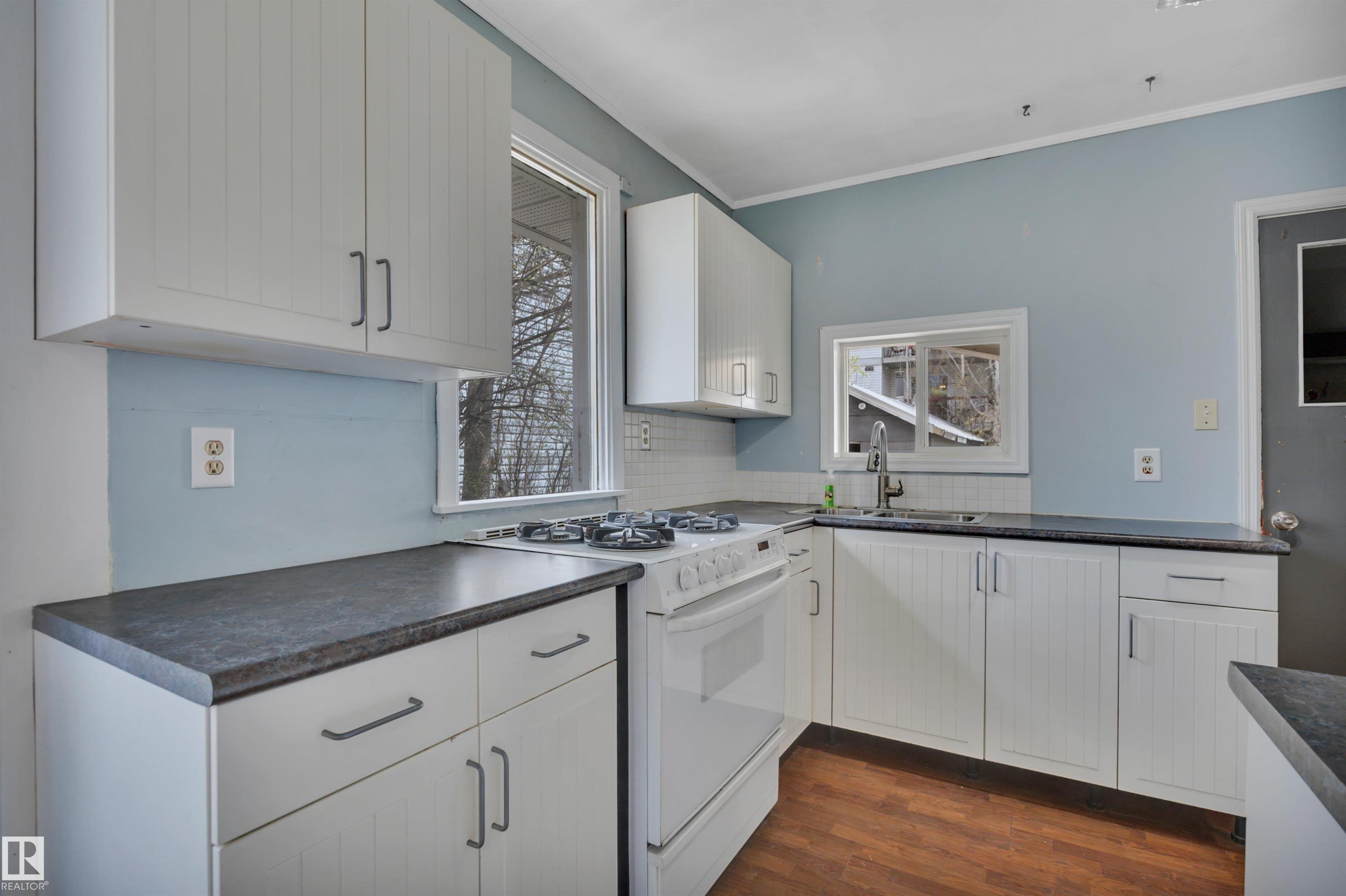 Photo 15 at 4907 48 Avenue, Central Business District, Leduc