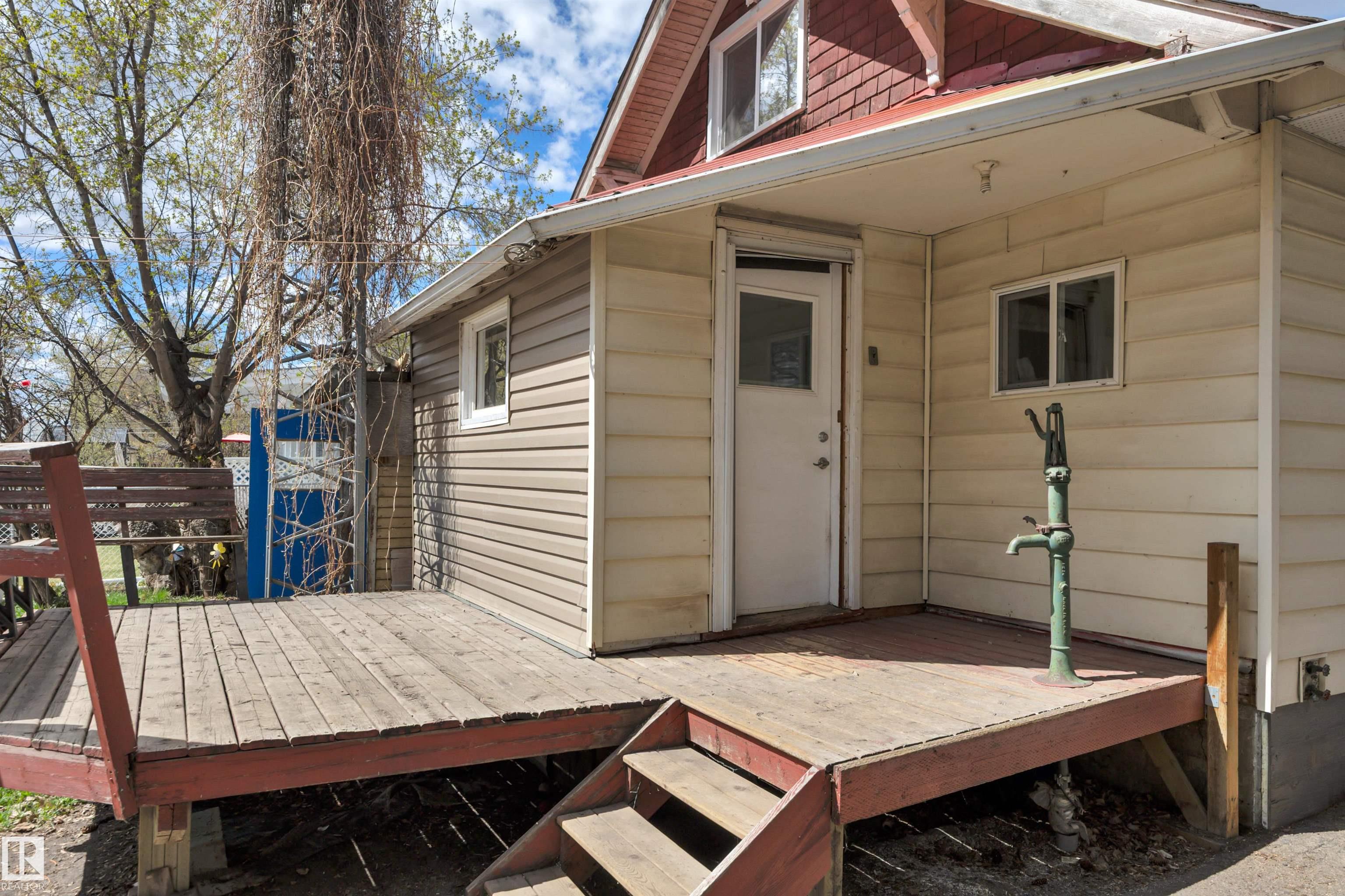 Photo 40 at 4907 48 Avenue, Central Business District, Leduc