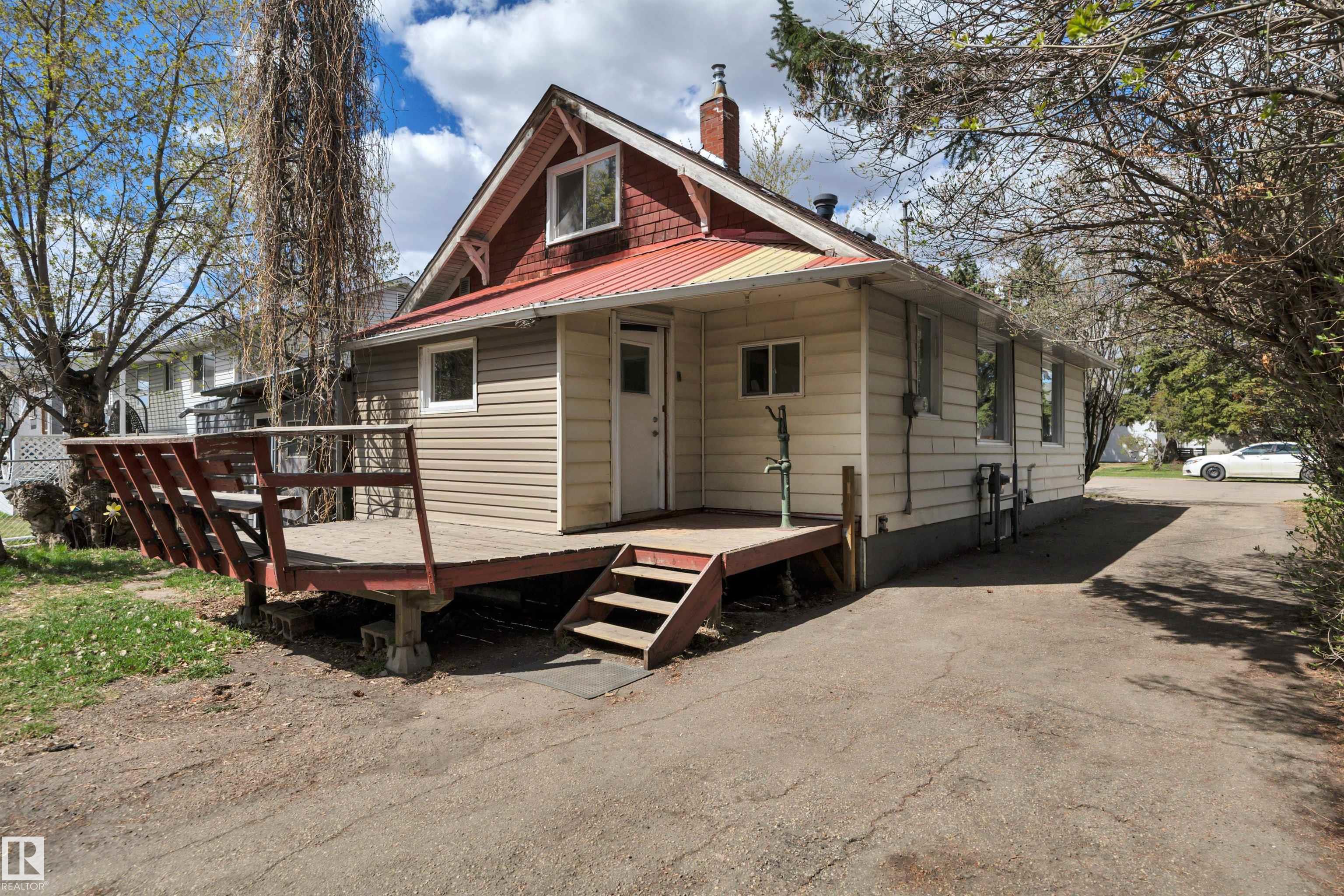 Photo 46 at 4907 48 Avenue, Central Business District, Leduc