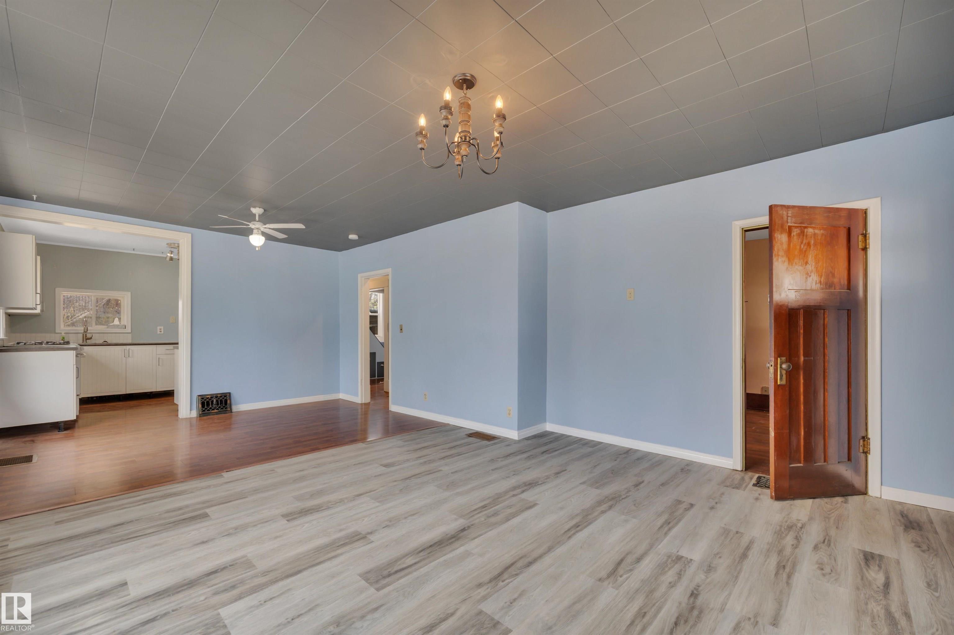 Photo 10 at 4907 48 Avenue, Central Business District, Leduc
