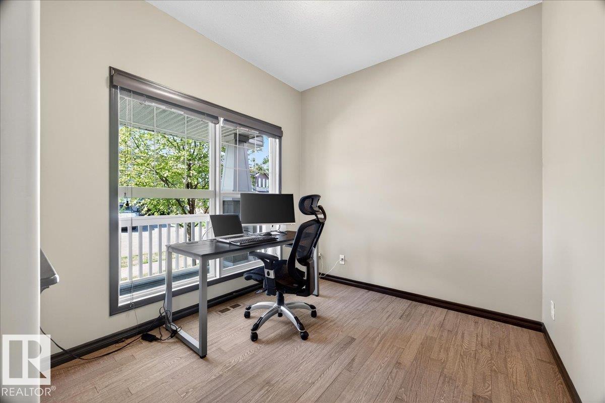 https://zimg.paragon.ice.com/ParagonImages/Property/PM/RAE/225400183/9/0/0/30ffa6799bc5475c1d1e263c0789c289/1/b8c90d66fcd943ada1d34aa22ac0cfa3/225400183-05b47d77-81e1-4d22-a928-1cff64bcbbef.JPG