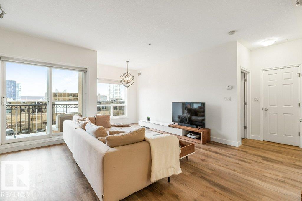 https://zimg.paragon.ice.com/ParagonImages/Property/PM/RAE/225400186/10/0/0/3ce460a66ca2f3c994807dd7e87f4d76/1/2b8f28d9600297631015492d822dbbc7/225400186-90CE9497-156B-429A-A665-1EE77966CCF6.JPG