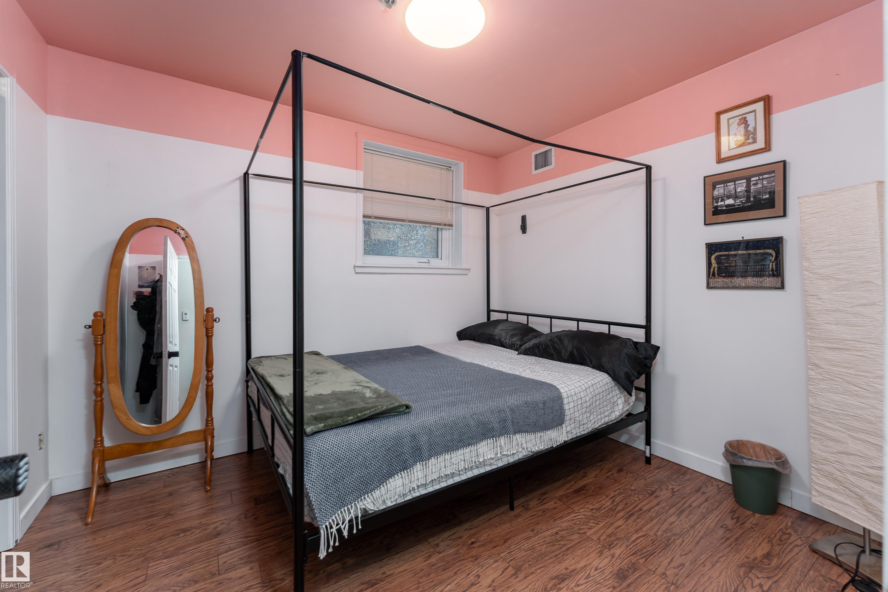 https://zimg.paragon.ice.com/ParagonImages/Property/PM/RAE/225400195/17/0/0/553394be4b0103d77ef9eb7aa60ed1b8/1/6cde0c7ff586a3f1a738d2863257bef1/225400195-aad28a75-83cb-4c3b-8f1c-27ed65d939b4.JPG