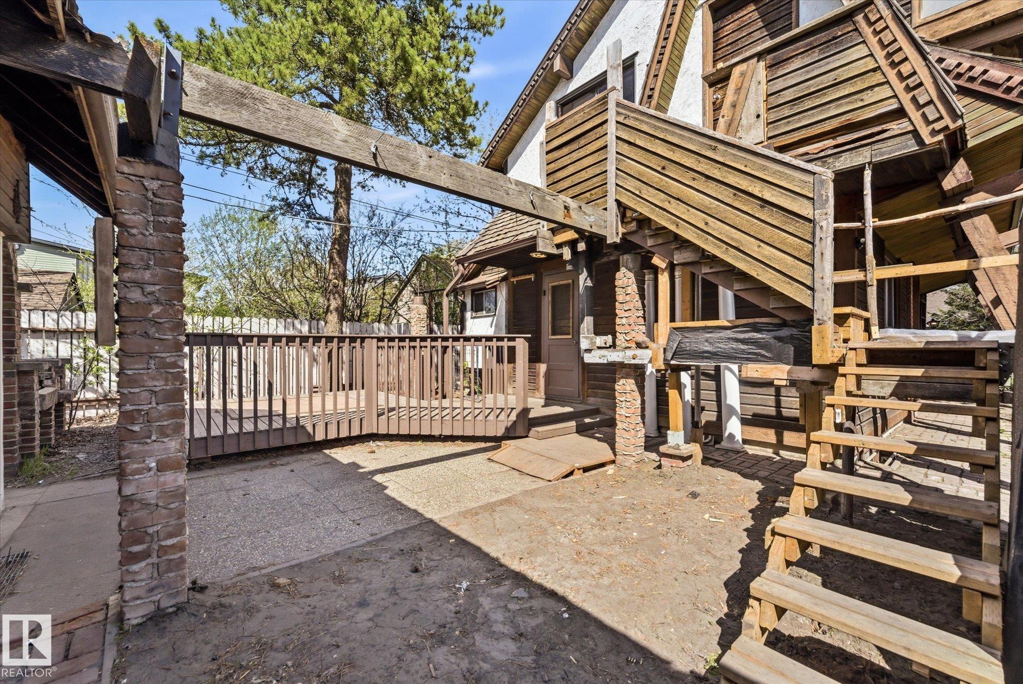 https://zimg.paragon.ice.com/ParagonImages/Property/PM/RAE/225400198/45/0/0/74359cd4270382fd2cb0e63395a25e78/1/56b9a70b2cbaa689d123b51582eaff23/225400198-e9e04d02-69fb-4158-bef5-c39444d153b4.JPG