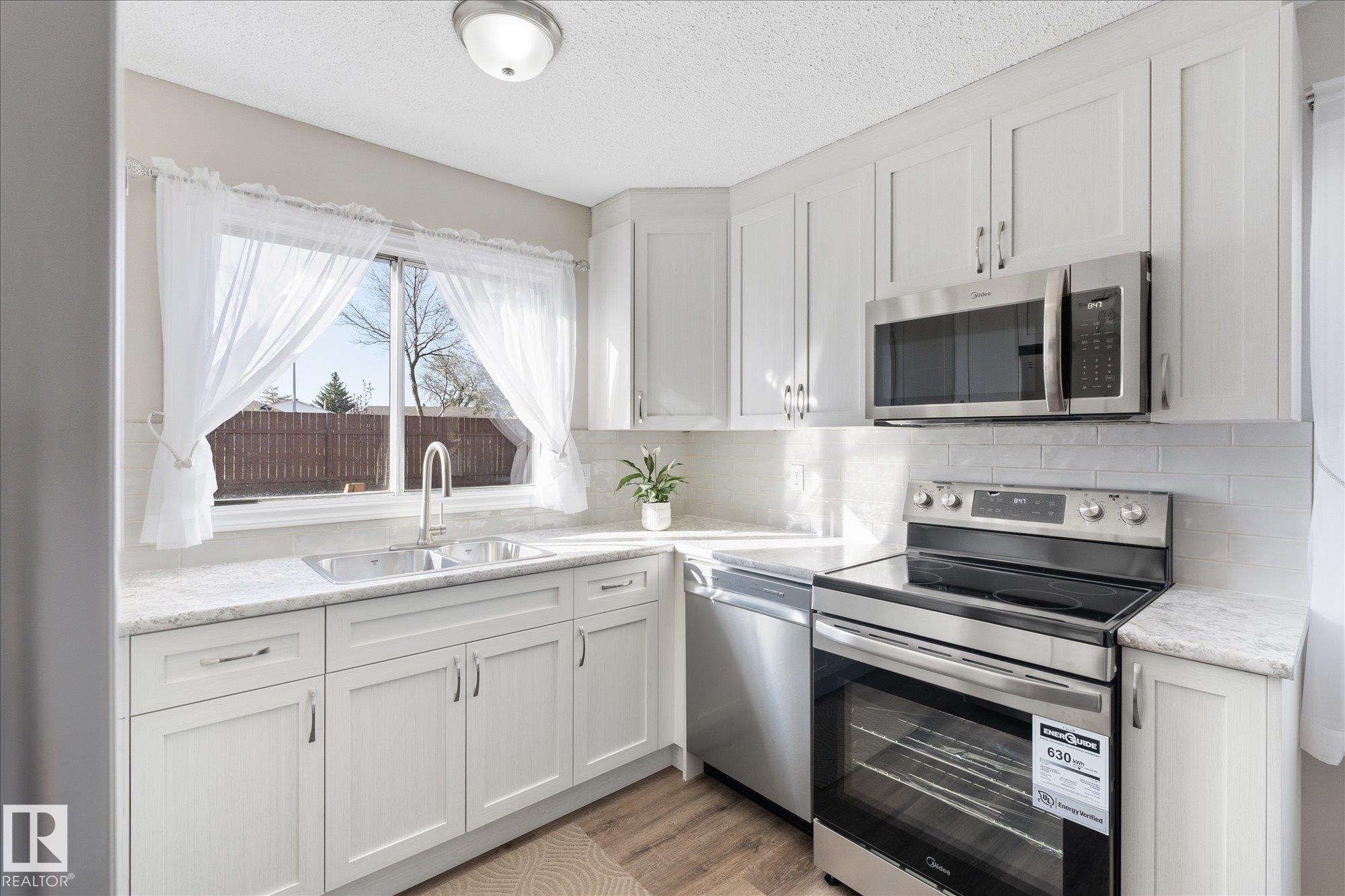 Photo 13 at 7929 95b Avenue, Pineview Fort Sask., Fort Saskatchewan