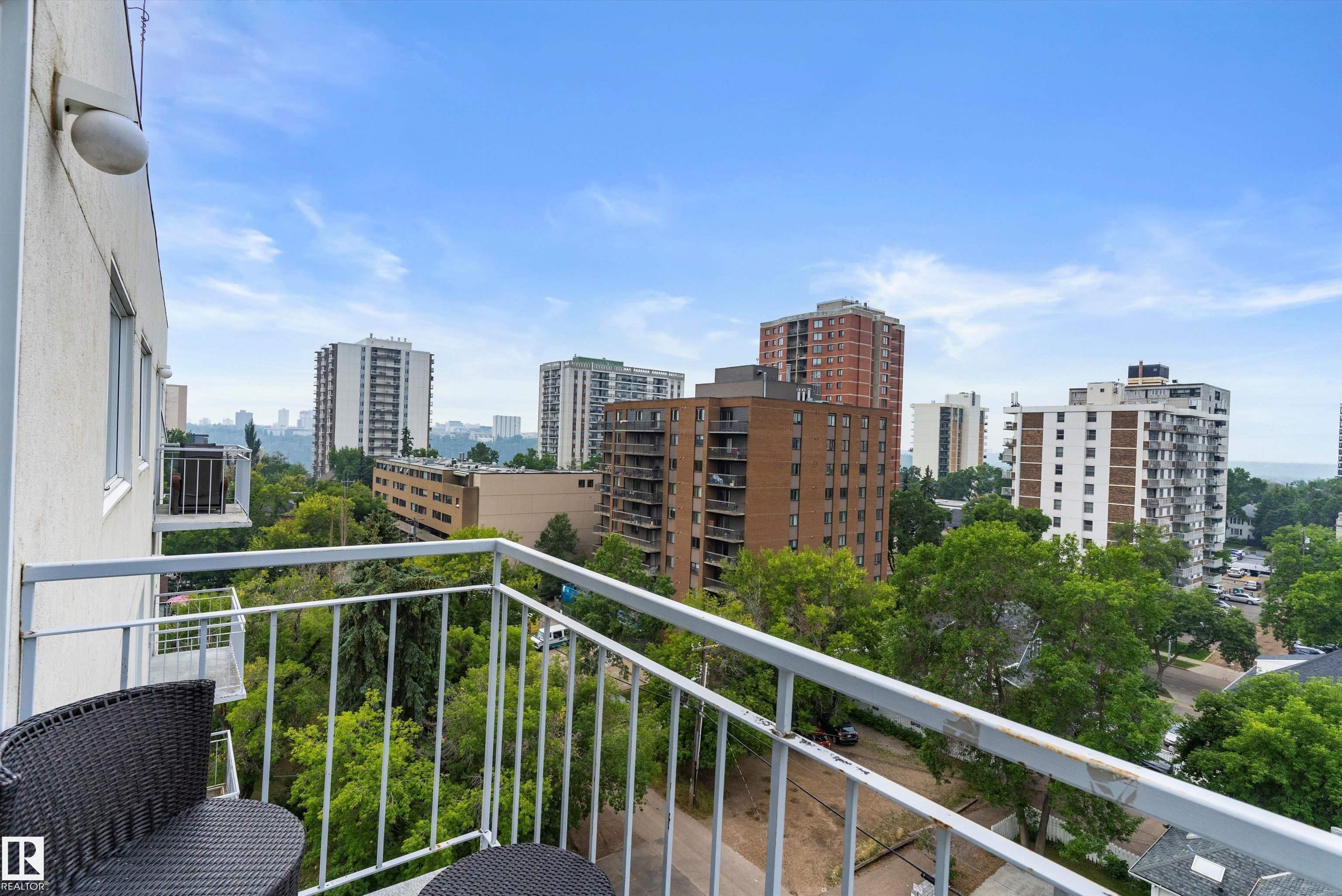 https://zimg.paragon.ice.com/ParagonImages/Property/PM/RAE/225400210/11/0/0/b19252e40fc4de3b212da236c543b0be/1/46e960b921859ed61b77c4461dfb15c7/225400210-8ef7c441-5b21-401f-82ff-8c5af148135c.JPG