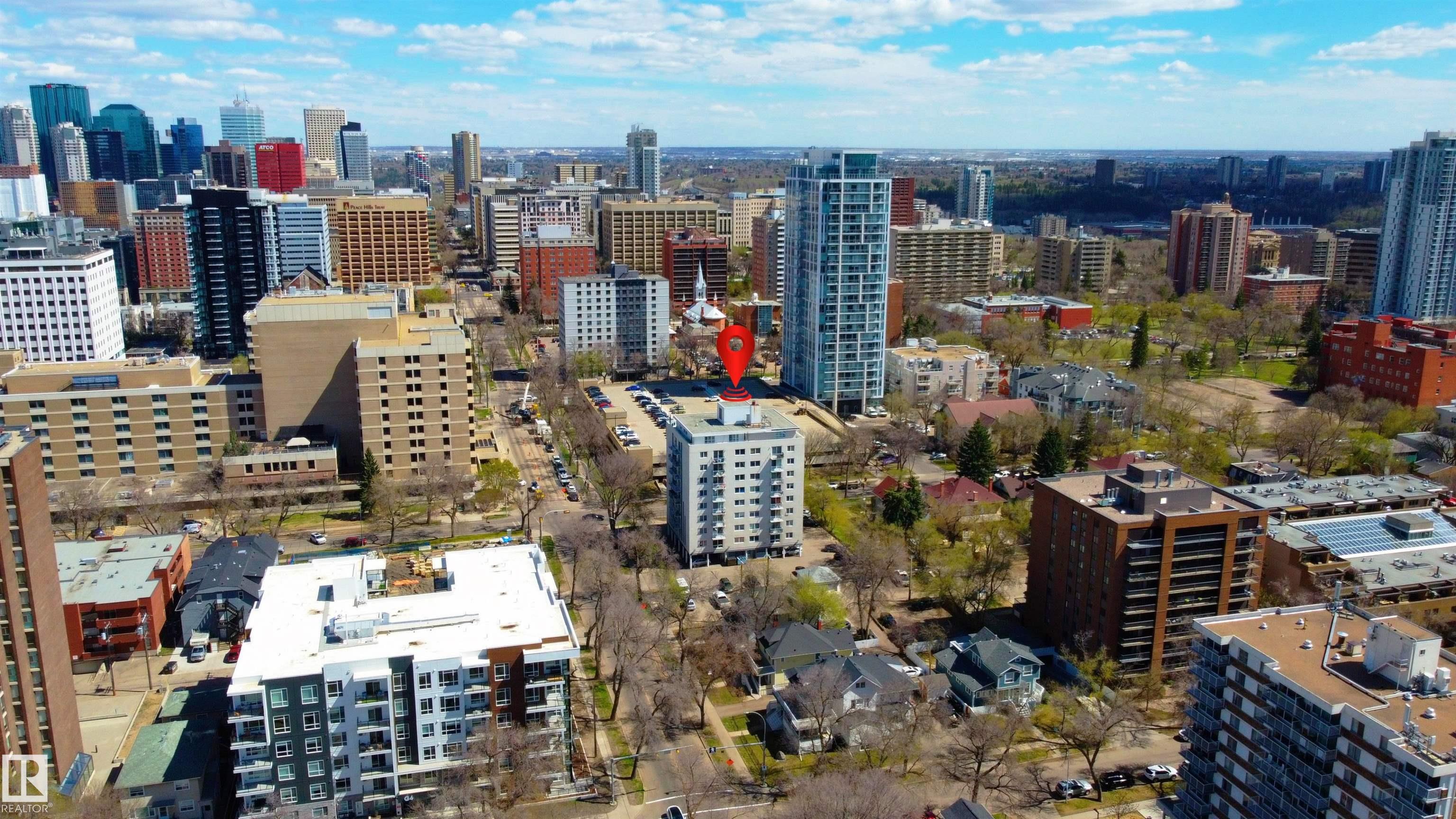 https://zimg.paragon.ice.com/ParagonImages/Property/PM/RAE/225400210/24/0/0/04a3483bcf4f368b5f9b6d612f633fa6/1/46e960b921859ed61b77c4461dfb15c7/225400210-17700789-dc80-48e6-8262-97cf99bace0e.JPG