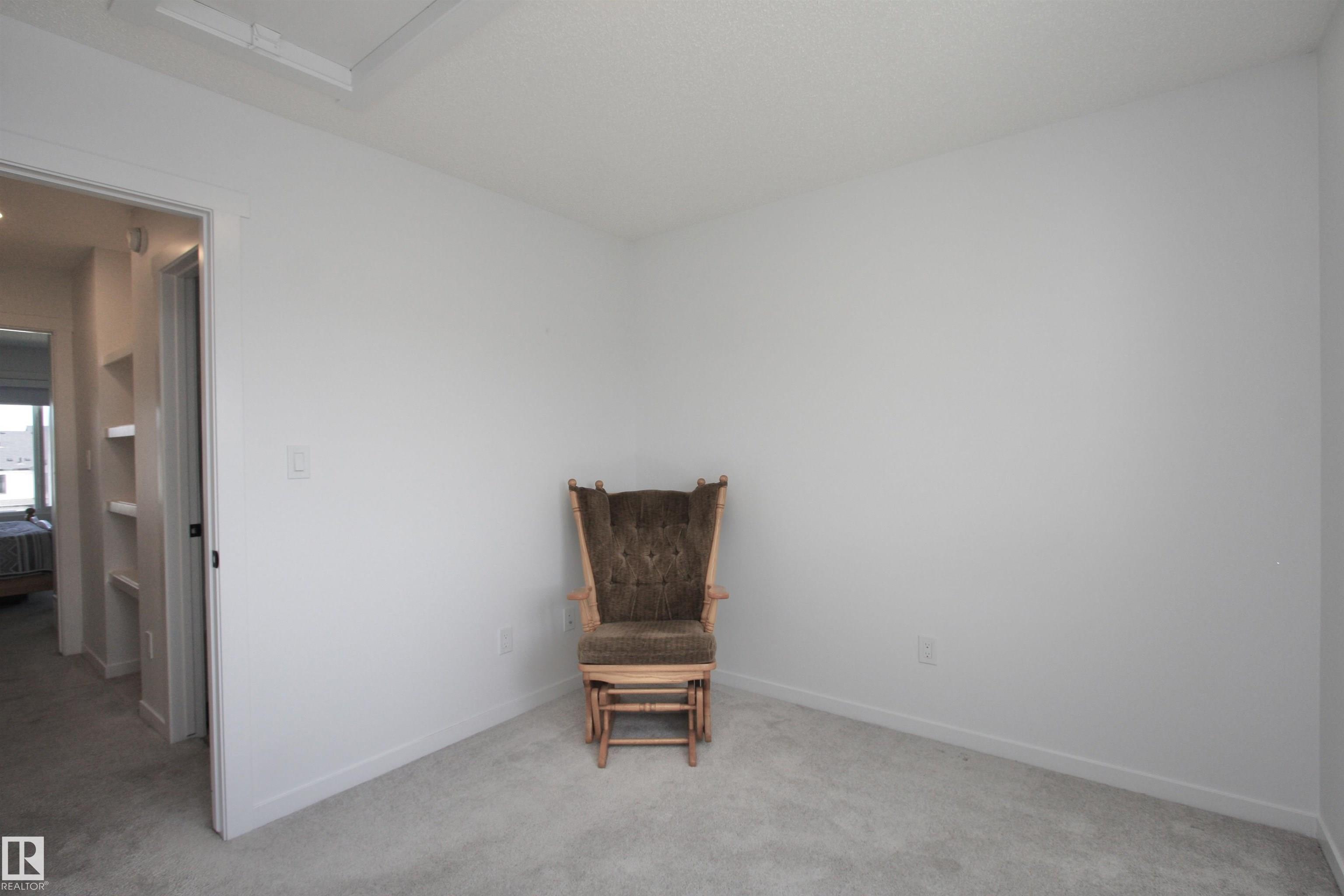 https://zimg.paragon.ice.com/ParagonImages/Property/PM/RAE/225400213/29/0/0/300f94580486cb99599c8c336c72db1e/1/45402d07f336a0f64701781ebb69e409/225400213-191b04d2-6b8c-464f-8dce-86cd08bf77f4.JPG