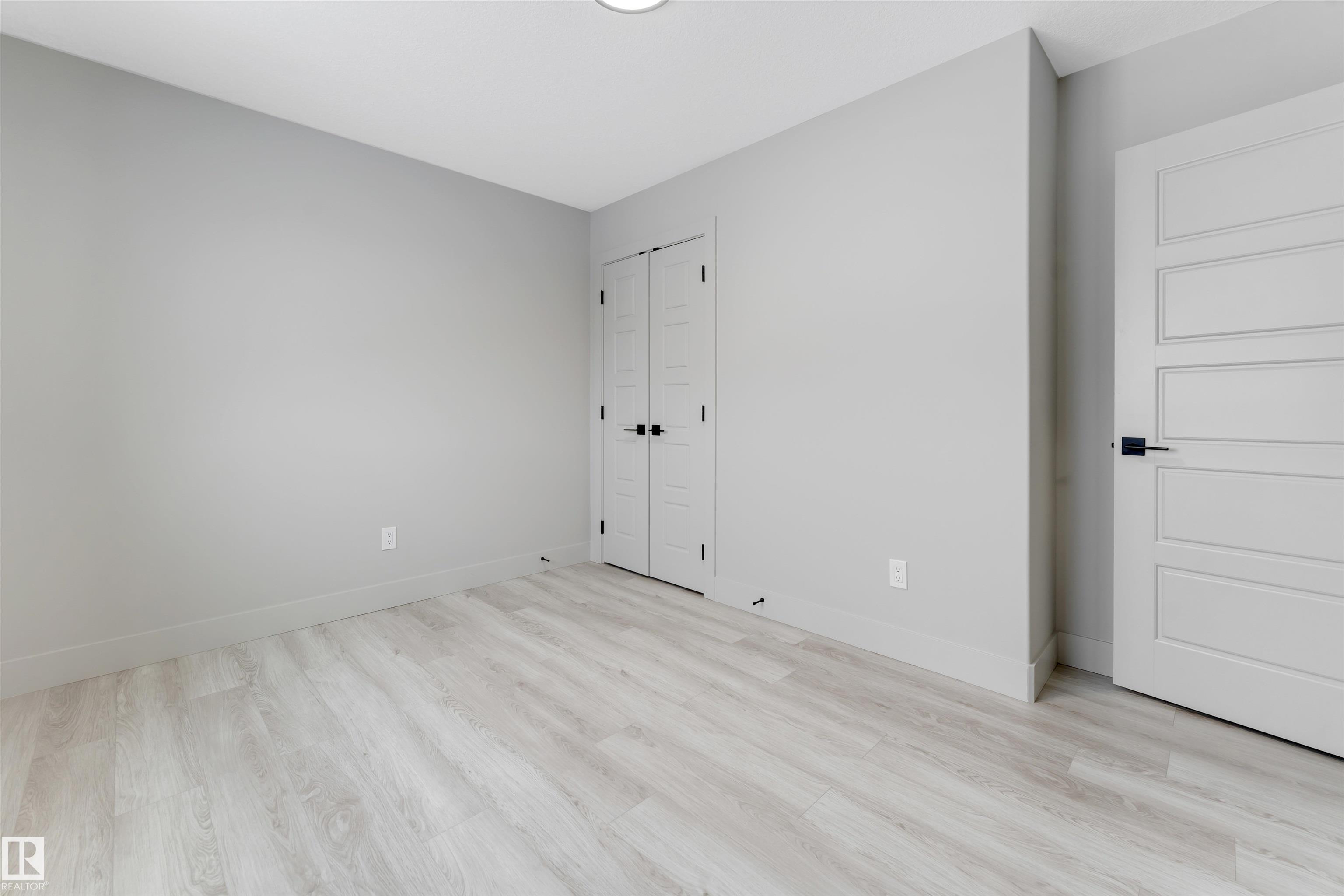 https://zimg.paragon.ice.com/ParagonImages/Property/PM/RAE/225400219/23/0/0/7ade29174812d96e9c9fdf4370f0a23f/1/443b31b728f48730e44c5addf331f12a/225400219-B48A46DD-56BC-4CDB-949C-D3FBF218E42F.JPG