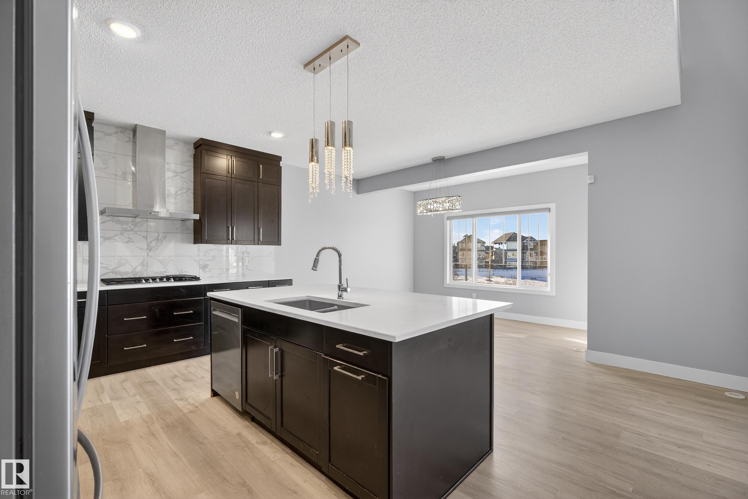Photo 13 at 1523 Darby Bay SW, Desrochers Area, Edmonton