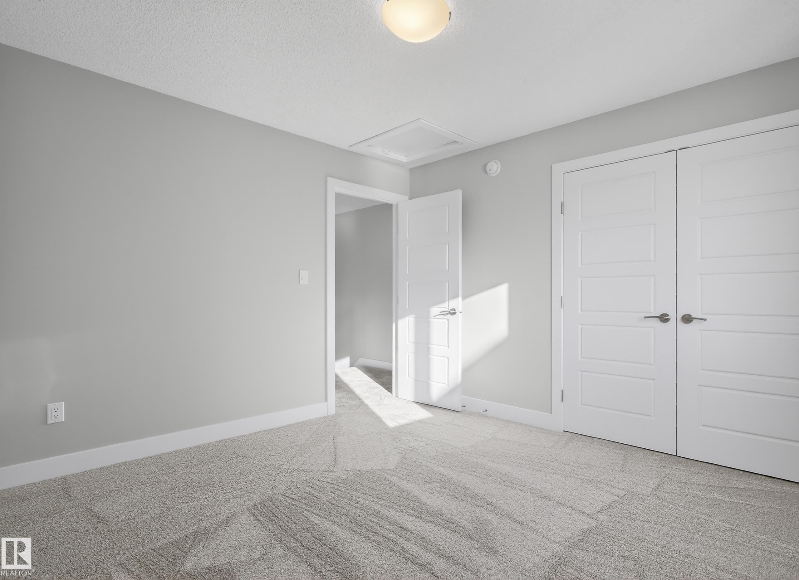 https://zimg.paragon.ice.com/ParagonImages/Property/PM/RAE/225400235/39/0/0/c9828032dfd2d07d378348055e534364/1/748bd295601574fe3f0bb6c900a6e1e0/225400235-B80191FF-1C75-433E-82FF-C3AC0BBB1F0F.JPG