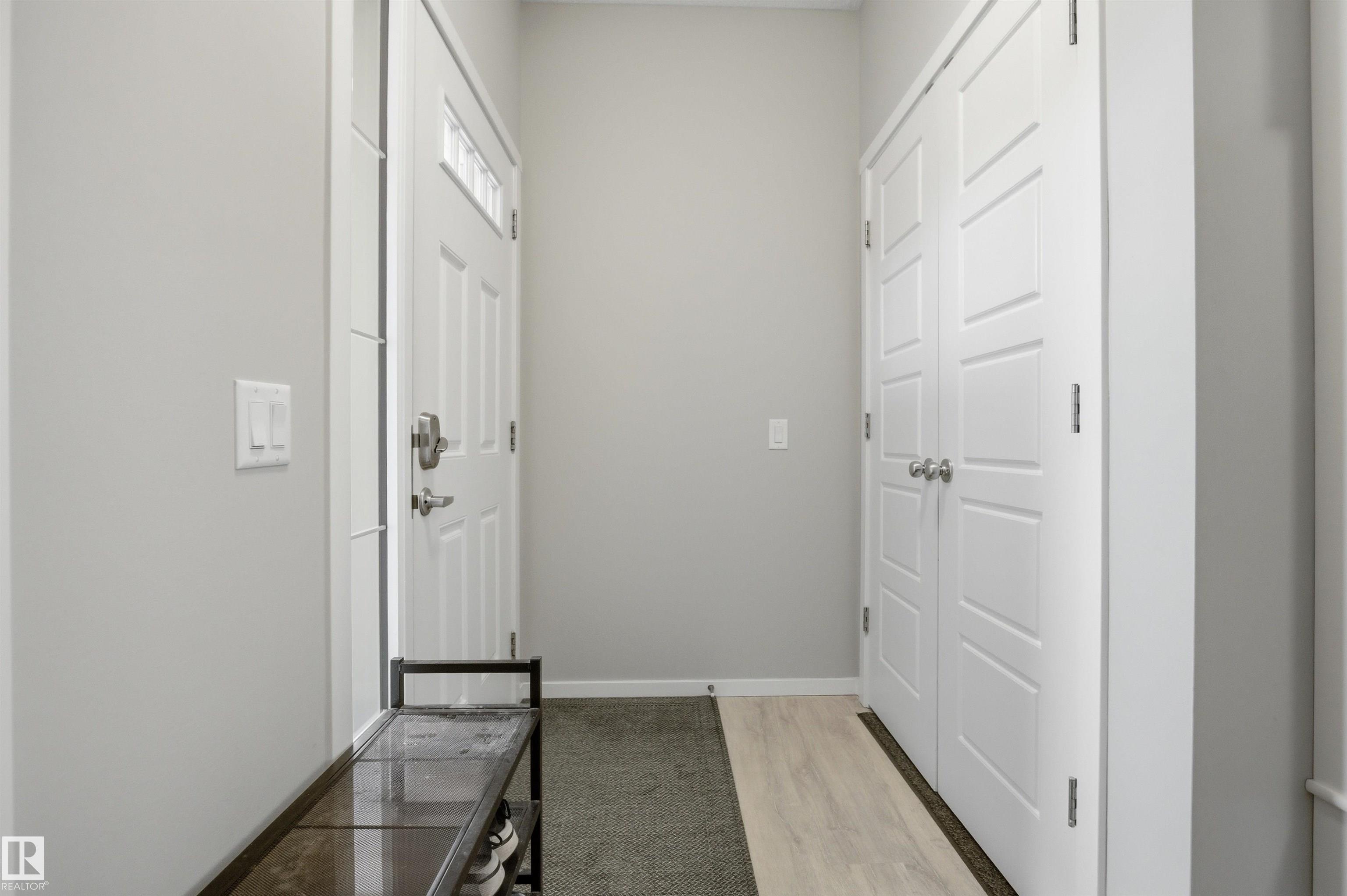 Picture for 807 EAGLESON LI NW