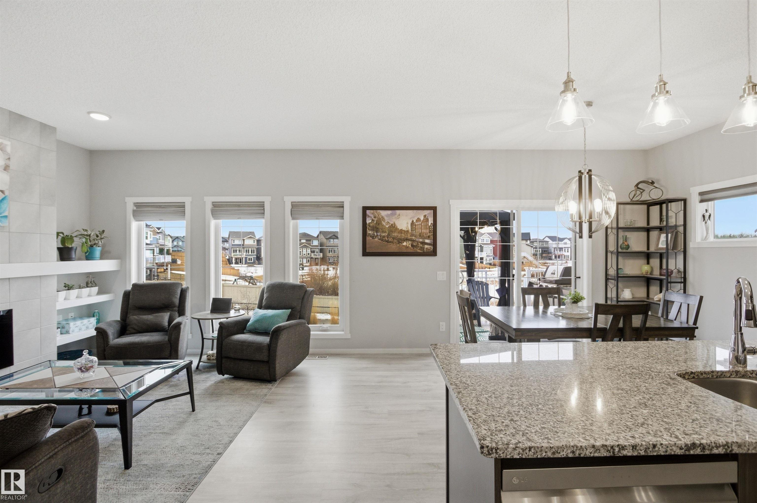 https://zimg.paragon.ice.com/ParagonImages/Property/PM/RAE/225400237/20/0/0/bab9bd01c7b231dd8e0588bb32228e5f/1/0759a59cbb35d25a27926293c215bdc8/225400237-0c2cdefd-f64b-4074-896c-c40e19c7611a.JPG